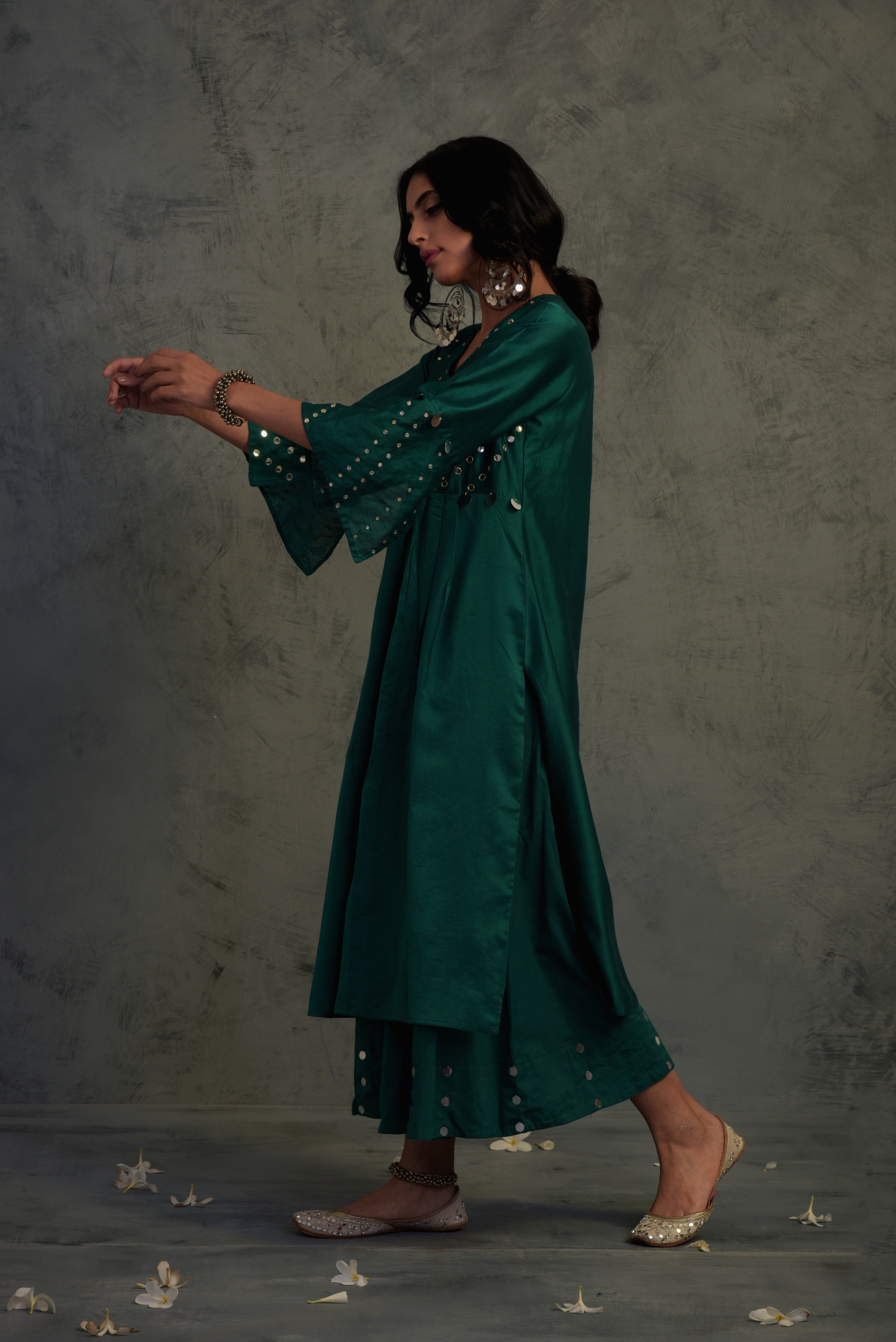 CY Charkhee Emerald Green Bell Sleeves Kurta Side 1