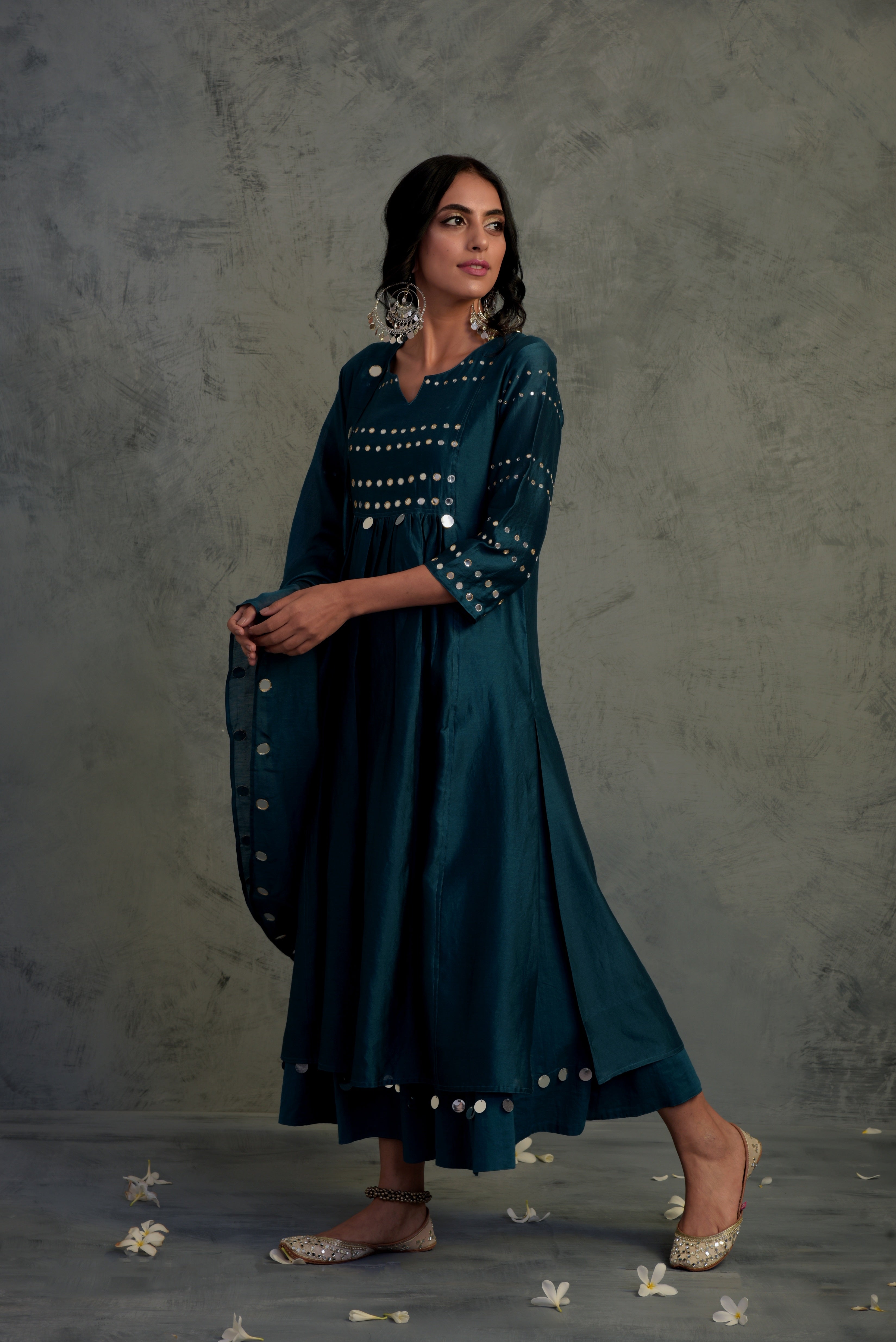 CY Charkhee Teal Blue Gathered Kurta Side 1