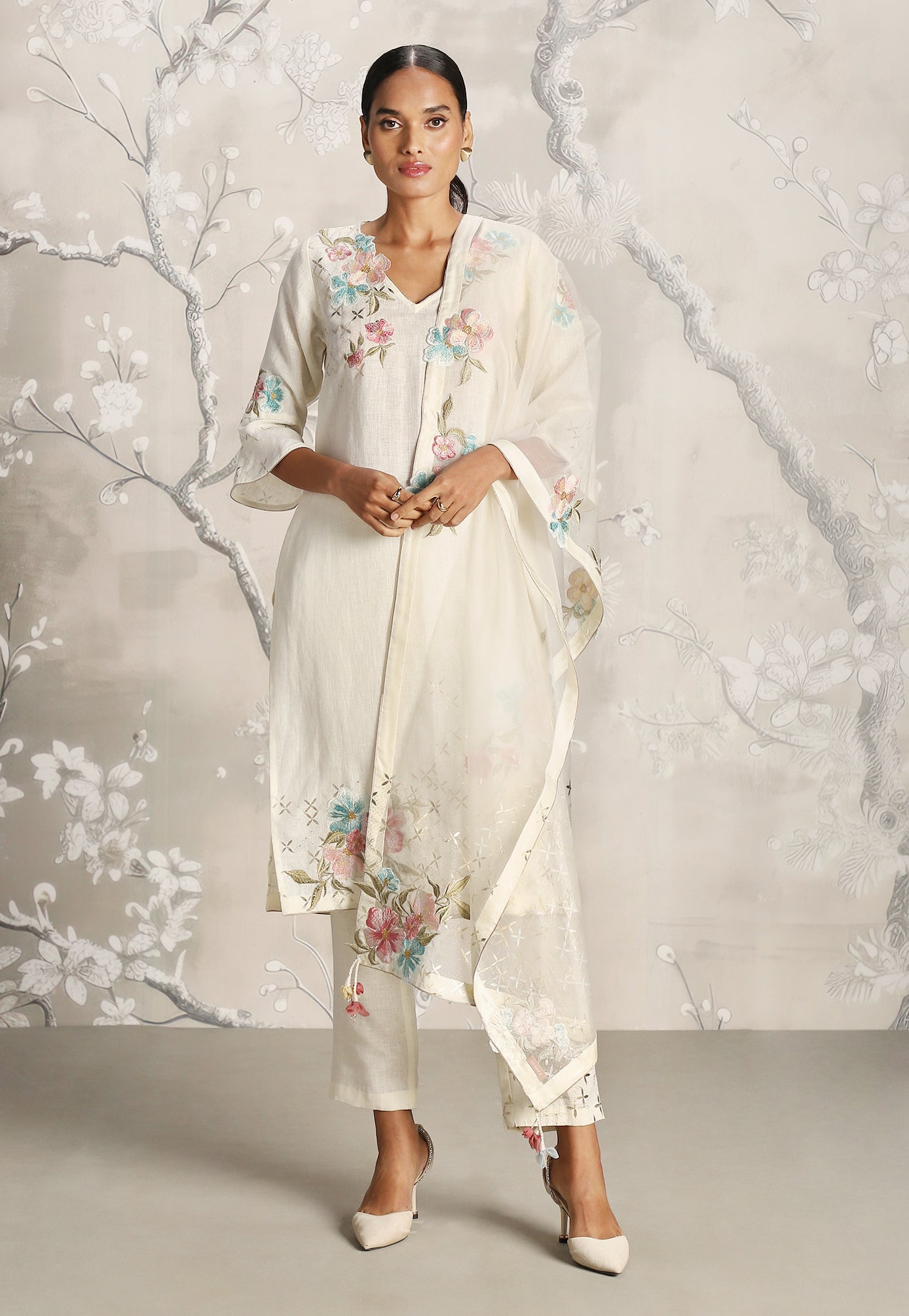 Corsage Kurta Set