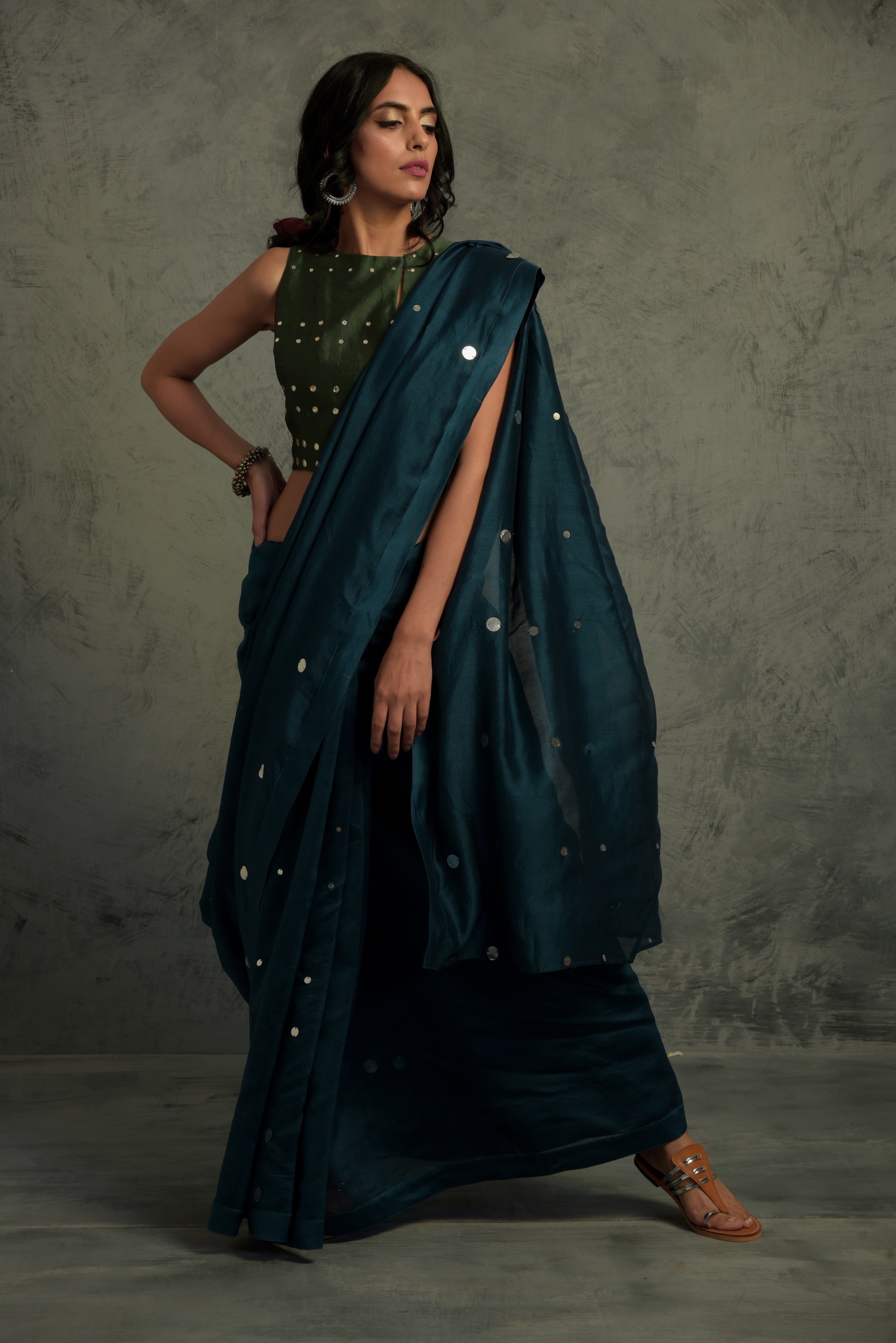 CY Charkhee Chanderi Teal Blue Saree With Blouse Front 1