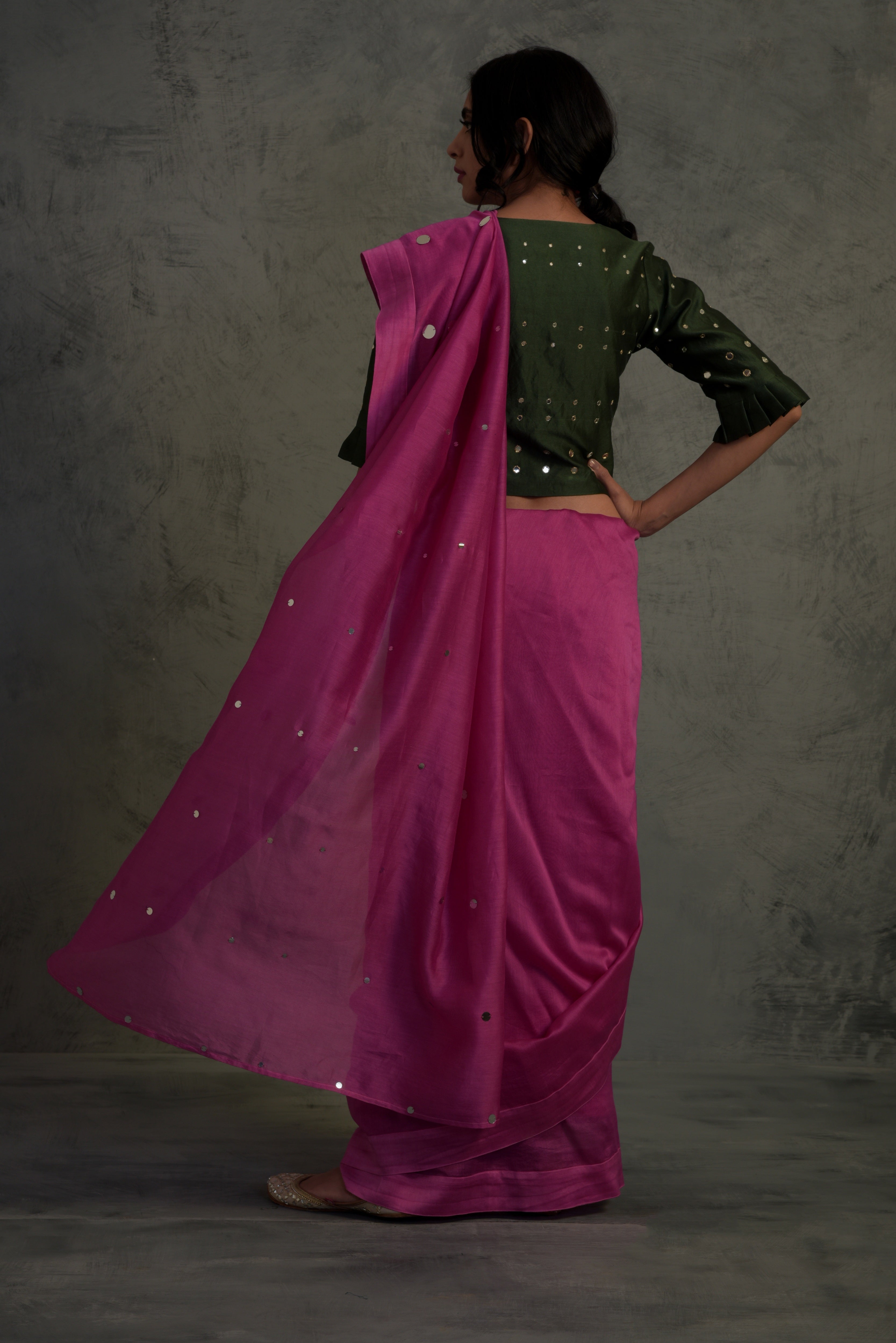 CY Charkhee Bright Pink Chanderi Saree With Pleated Bottle Green Crop Top Back 1