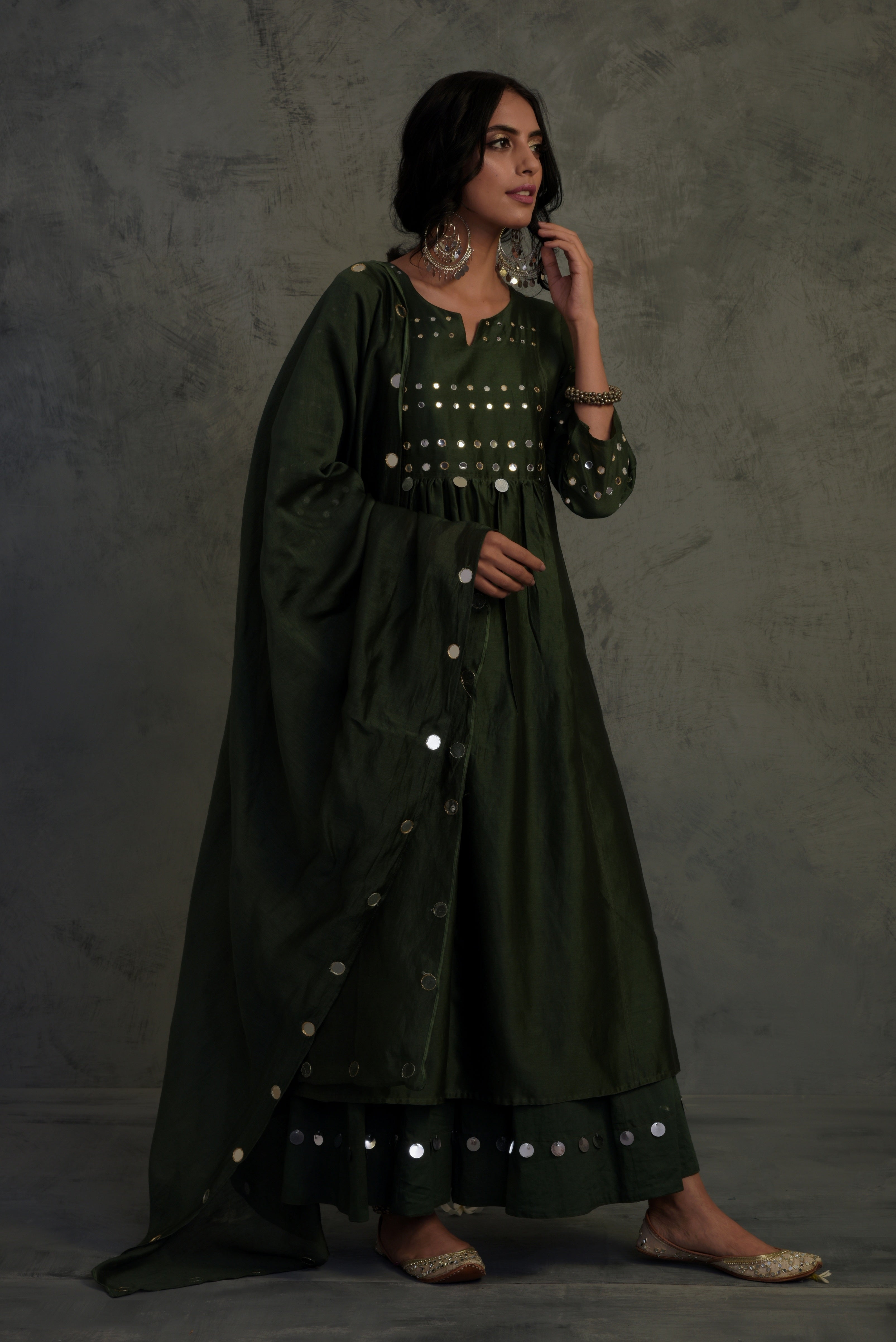 CY Charkhee Bottle Green Gathered Kurta Front 2