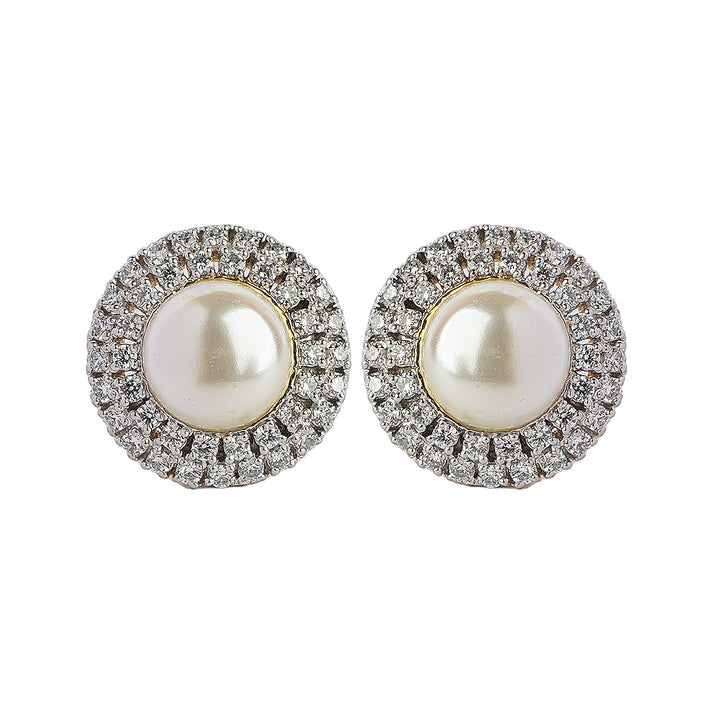 CY Sica Jewellery Pearl Earrings Closeup 2