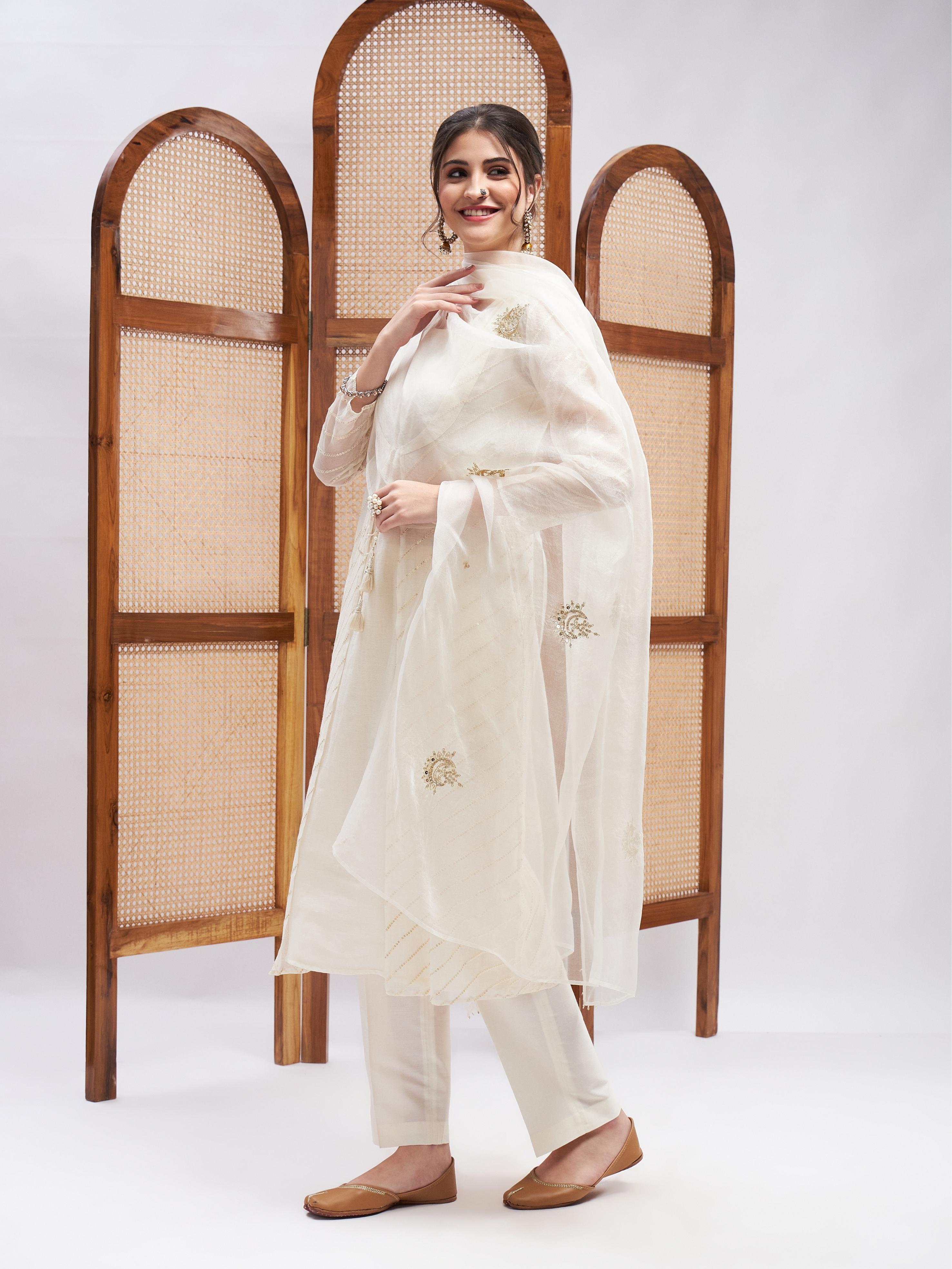 Chand Bali Kurta Set