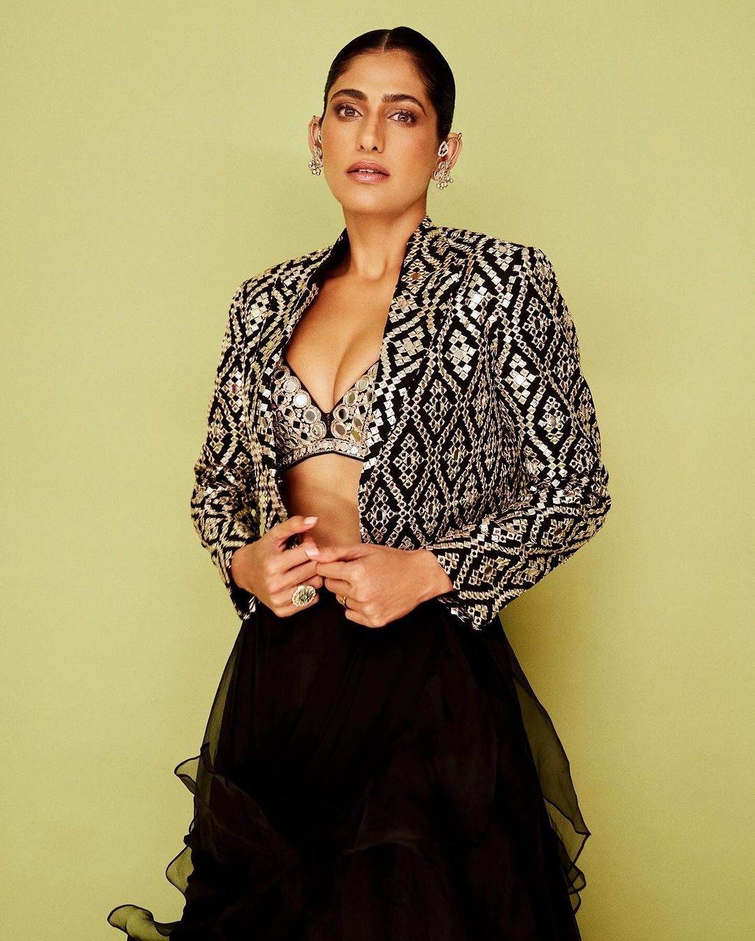 CY Gopi Vaid Kubbra Sait In Gandhara Skirt Set Closeup 1