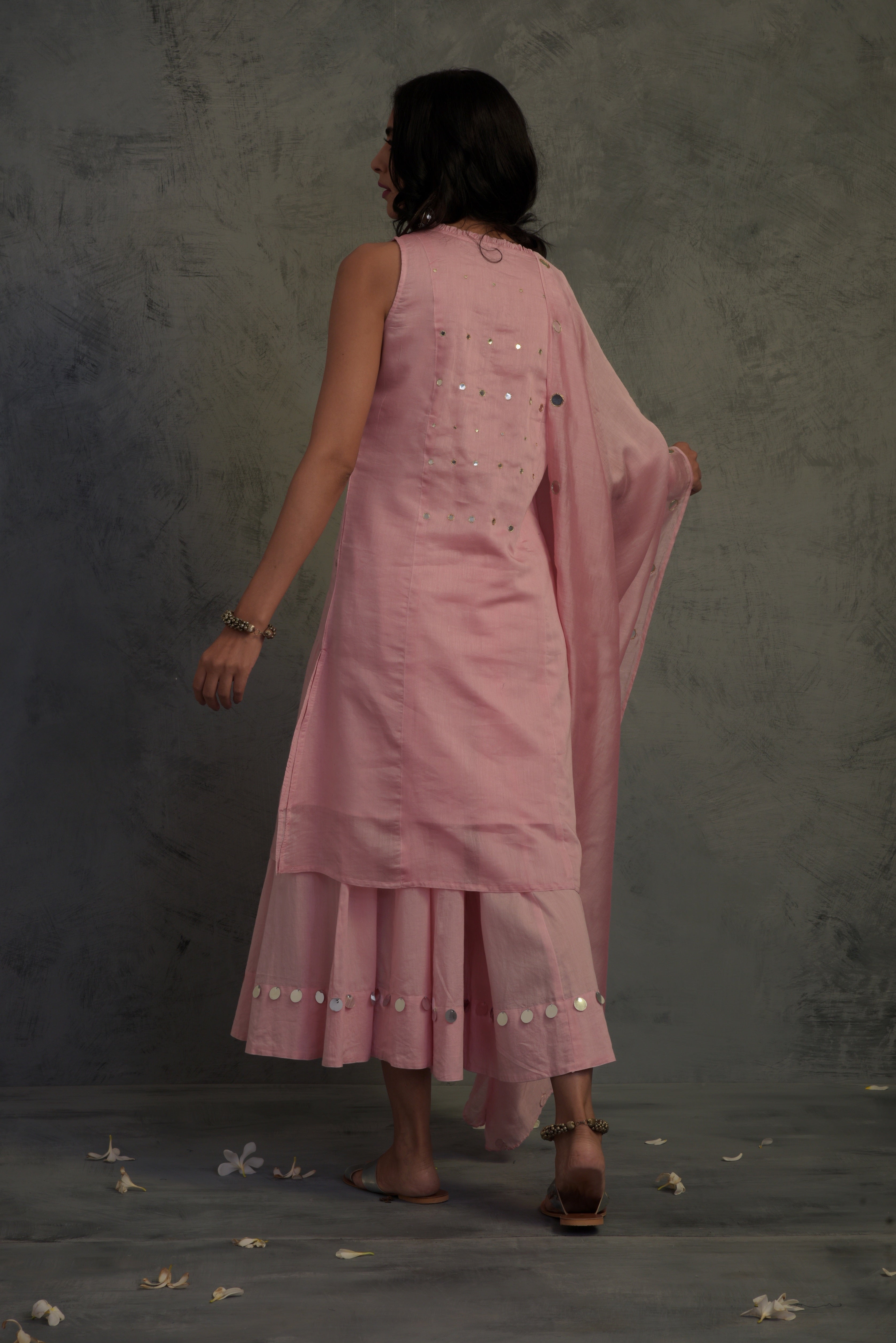 CY Charkhee Light Pink Sleeveless Kurta Back 1