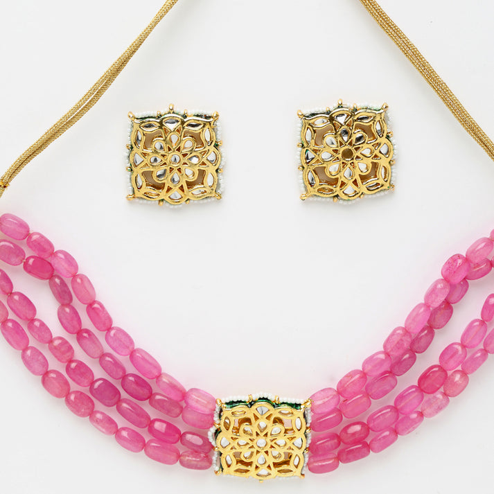 Pink Kundan Choker With Kundan Studs