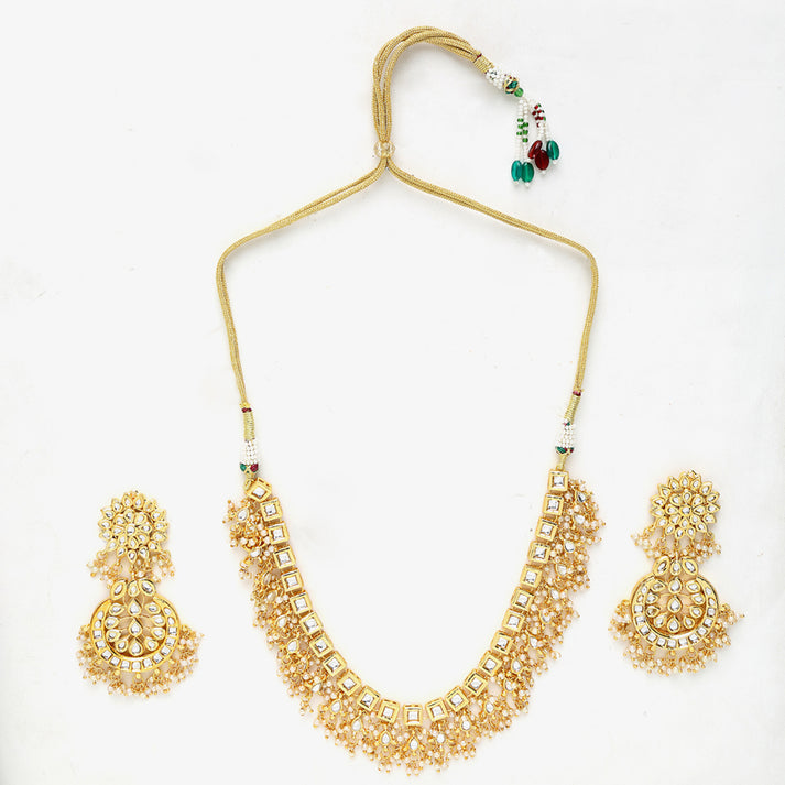 Stone Kundan Choker With Studs