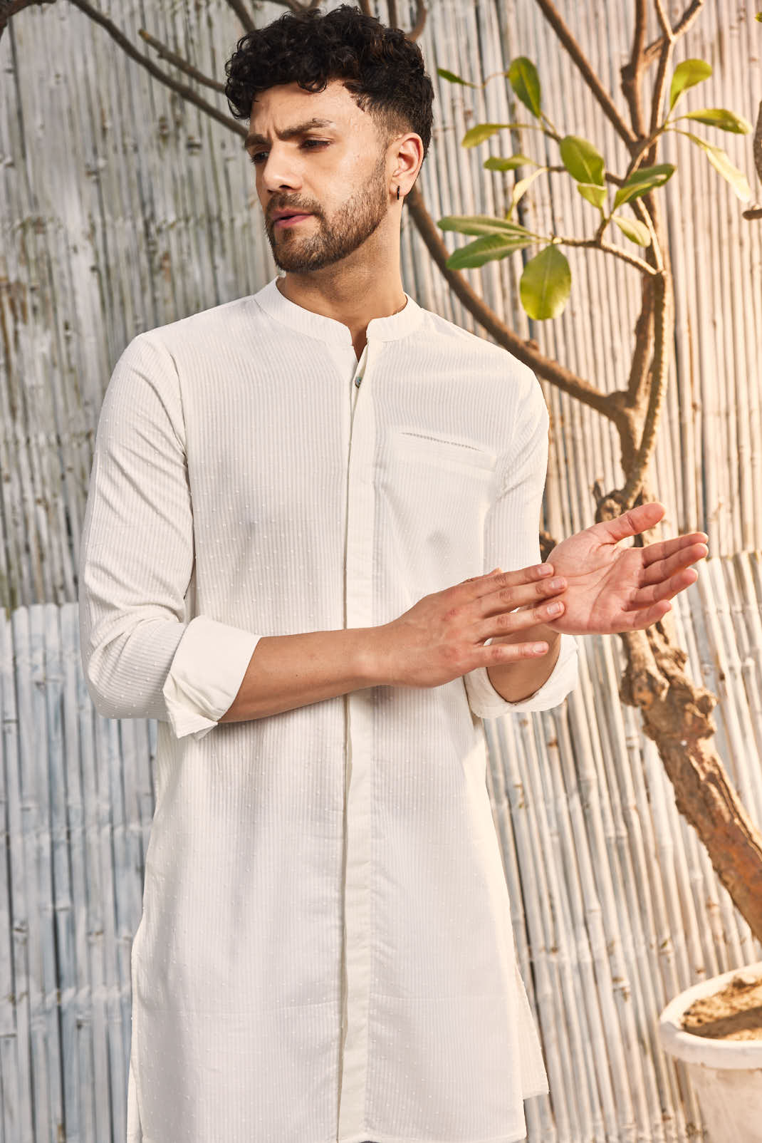 CY Charkhee Off-White Cotton Placket Kurta Closeup 1