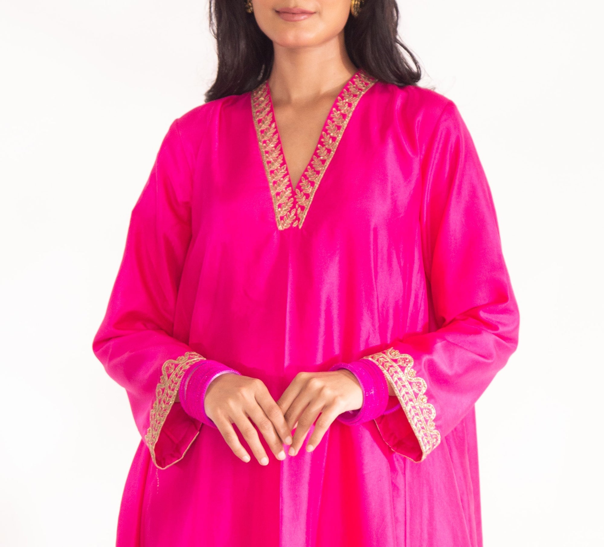 CY Chhaya Mehrotra Dhriti Kurta Set Closeup 2