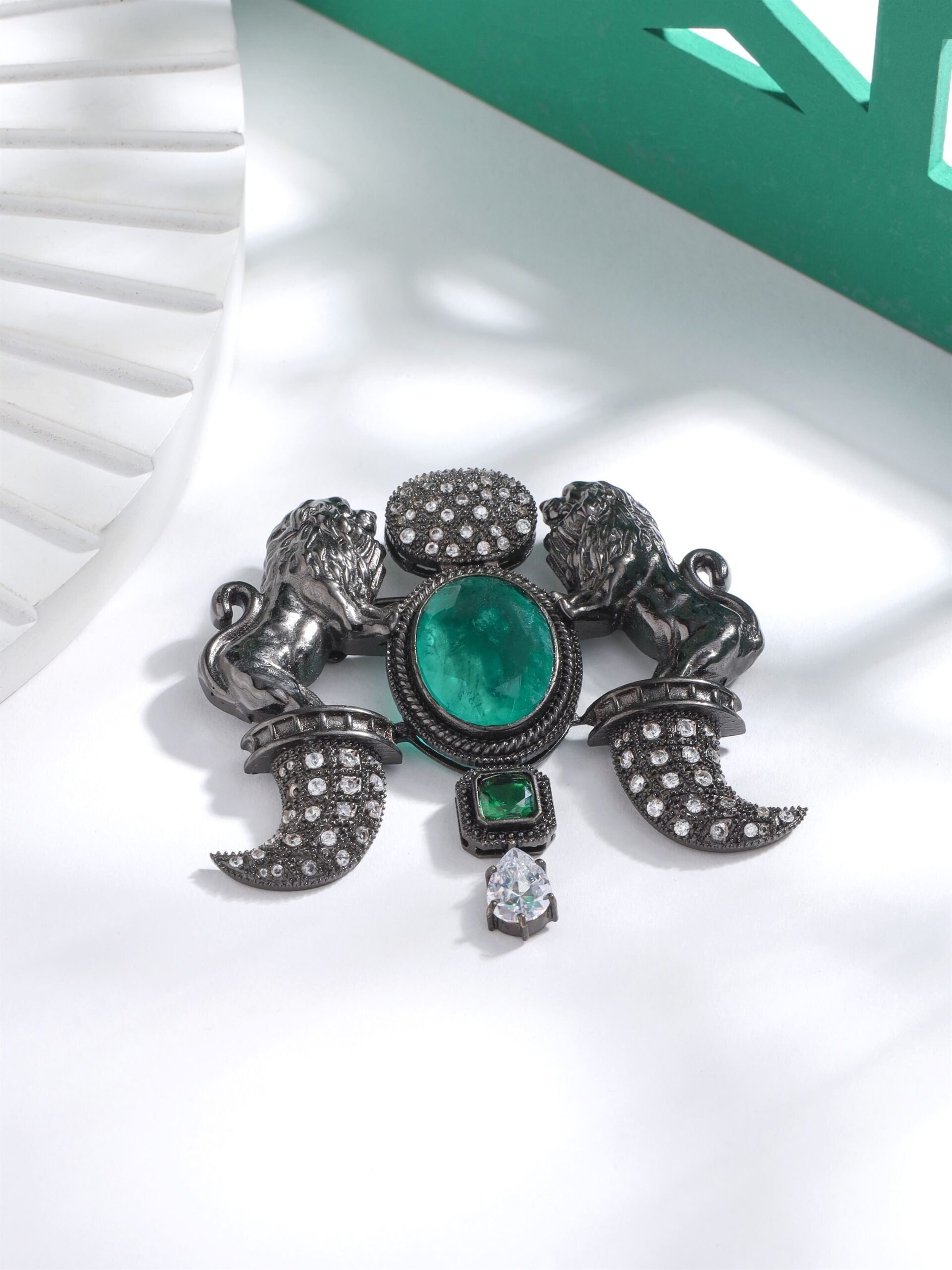 CY Cosa Nostraa Sher-e-Khaas Green Brooch Front 1