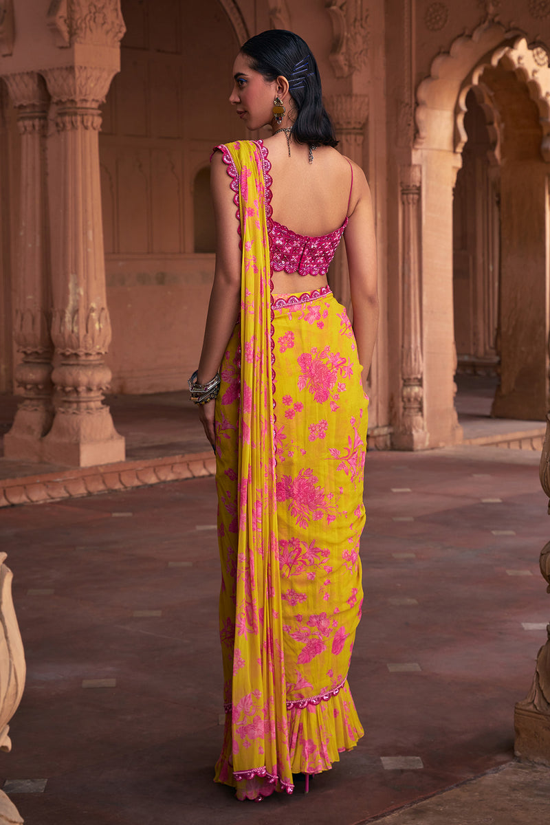 Mango Yellow Floral Print & Highlighted Saree Set