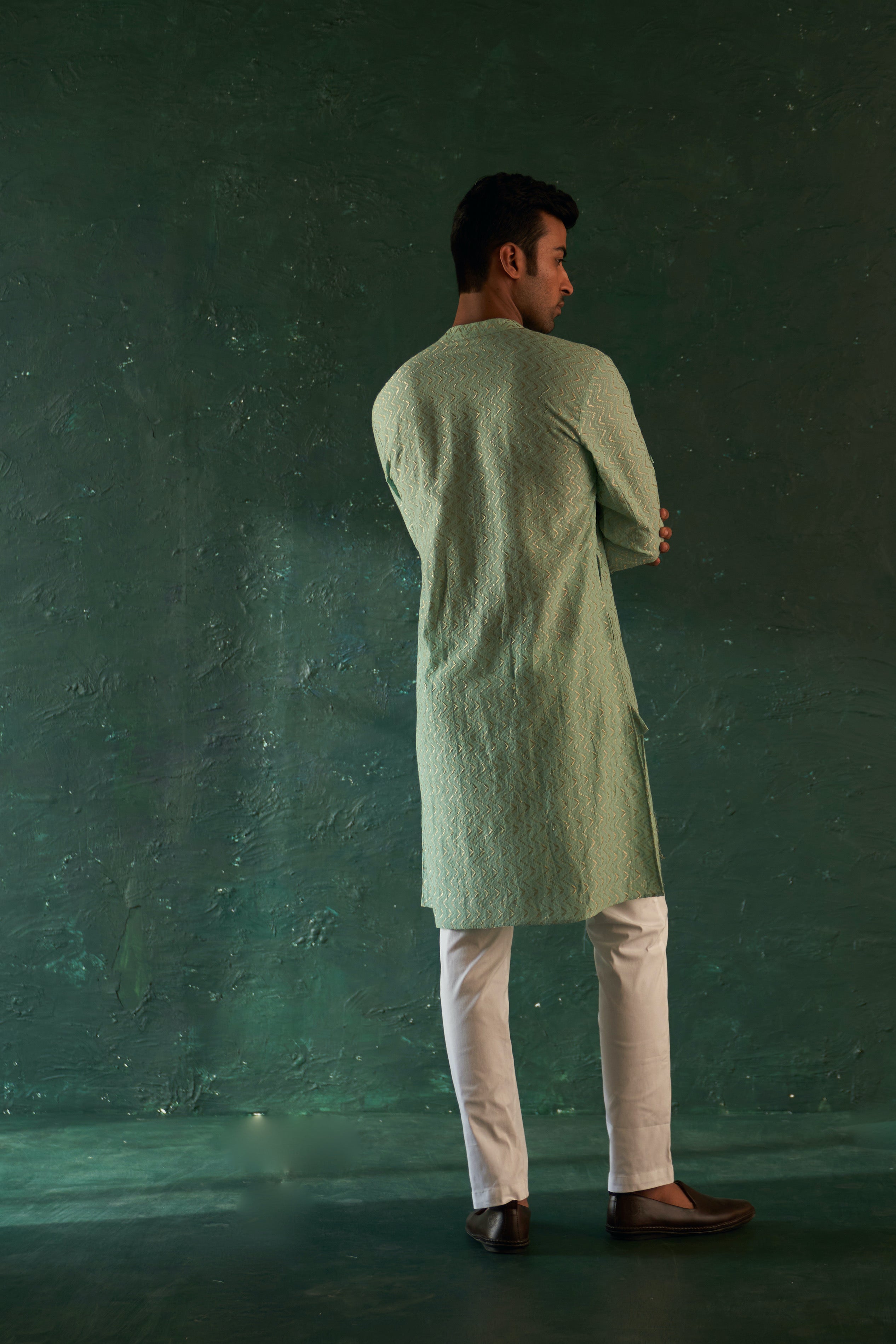 CY Charkhee Aqua Green Chevron Embroidered Kurta With Pant Back 1