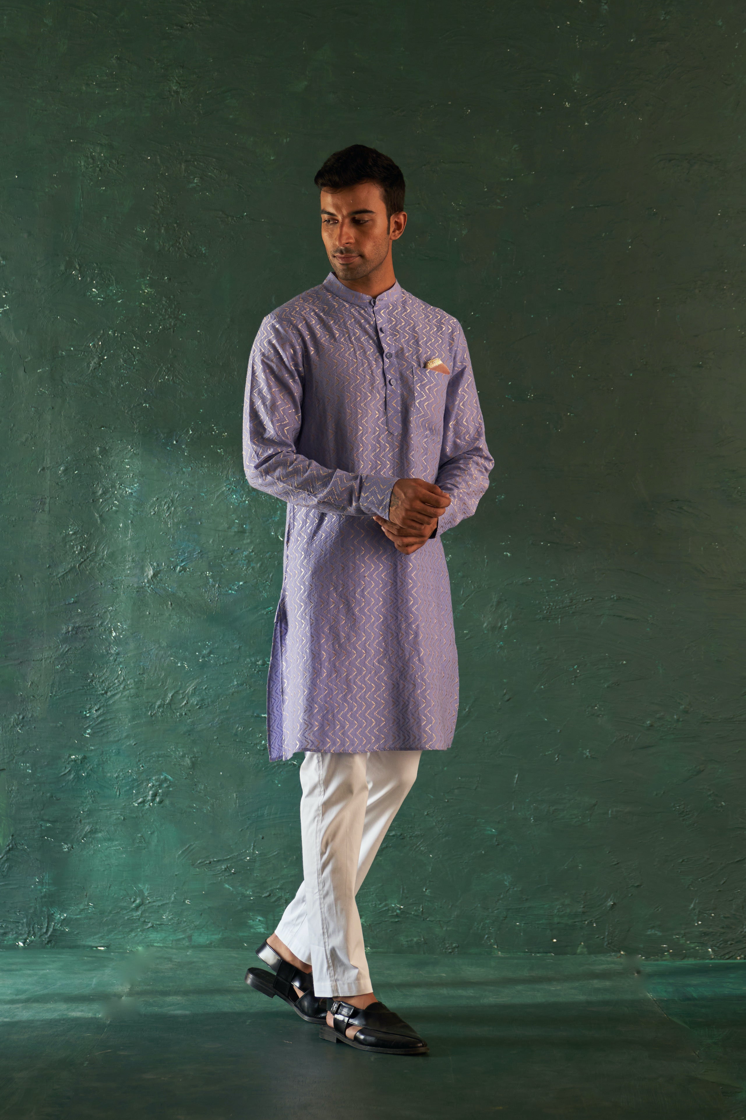 CY Charkhee Lavender Chevron Straight Kurta Set With Bundi Front 1