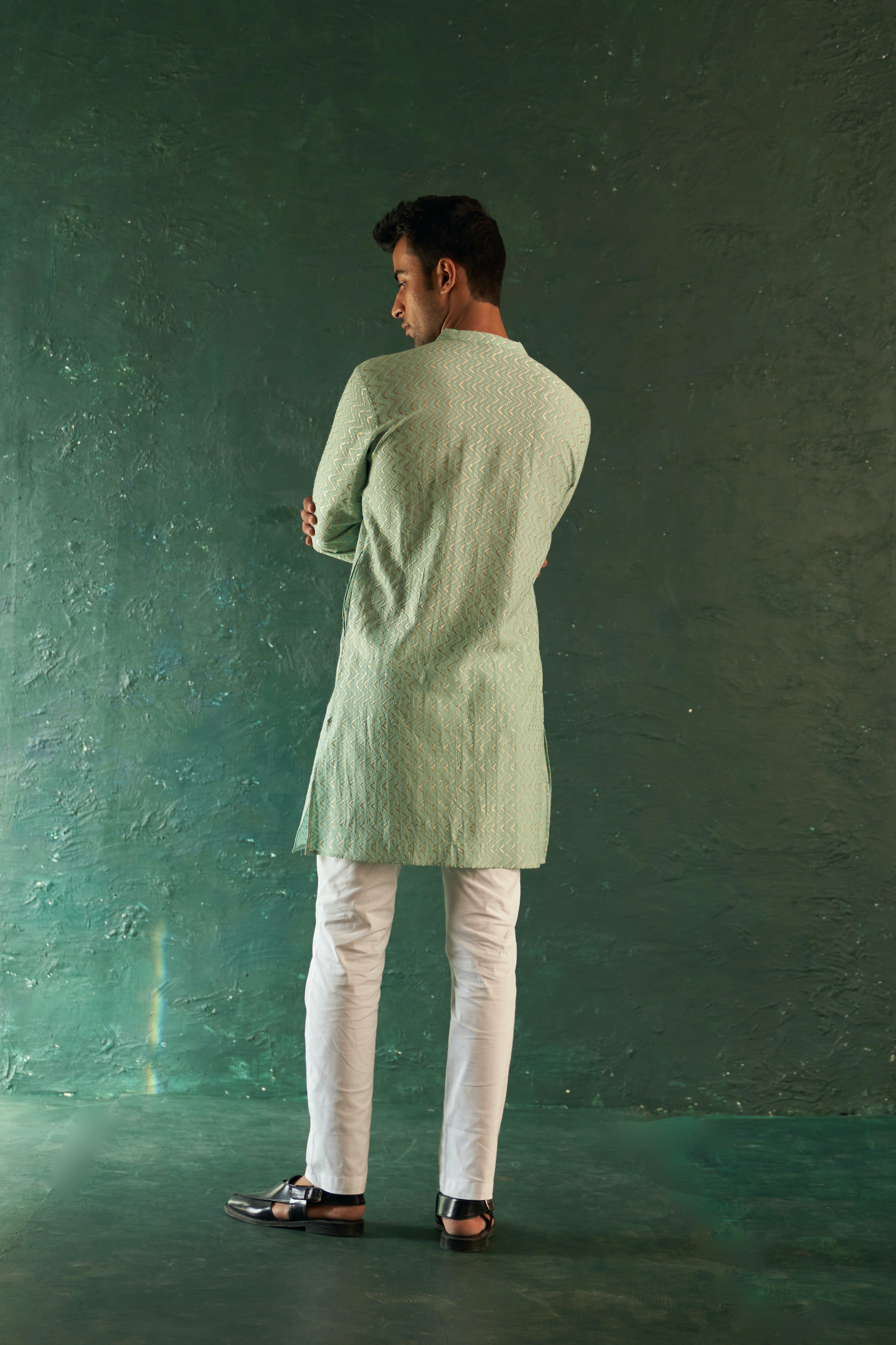 CY Charkhee Aqua Green Chevron Short Kurta With Pant Back 1