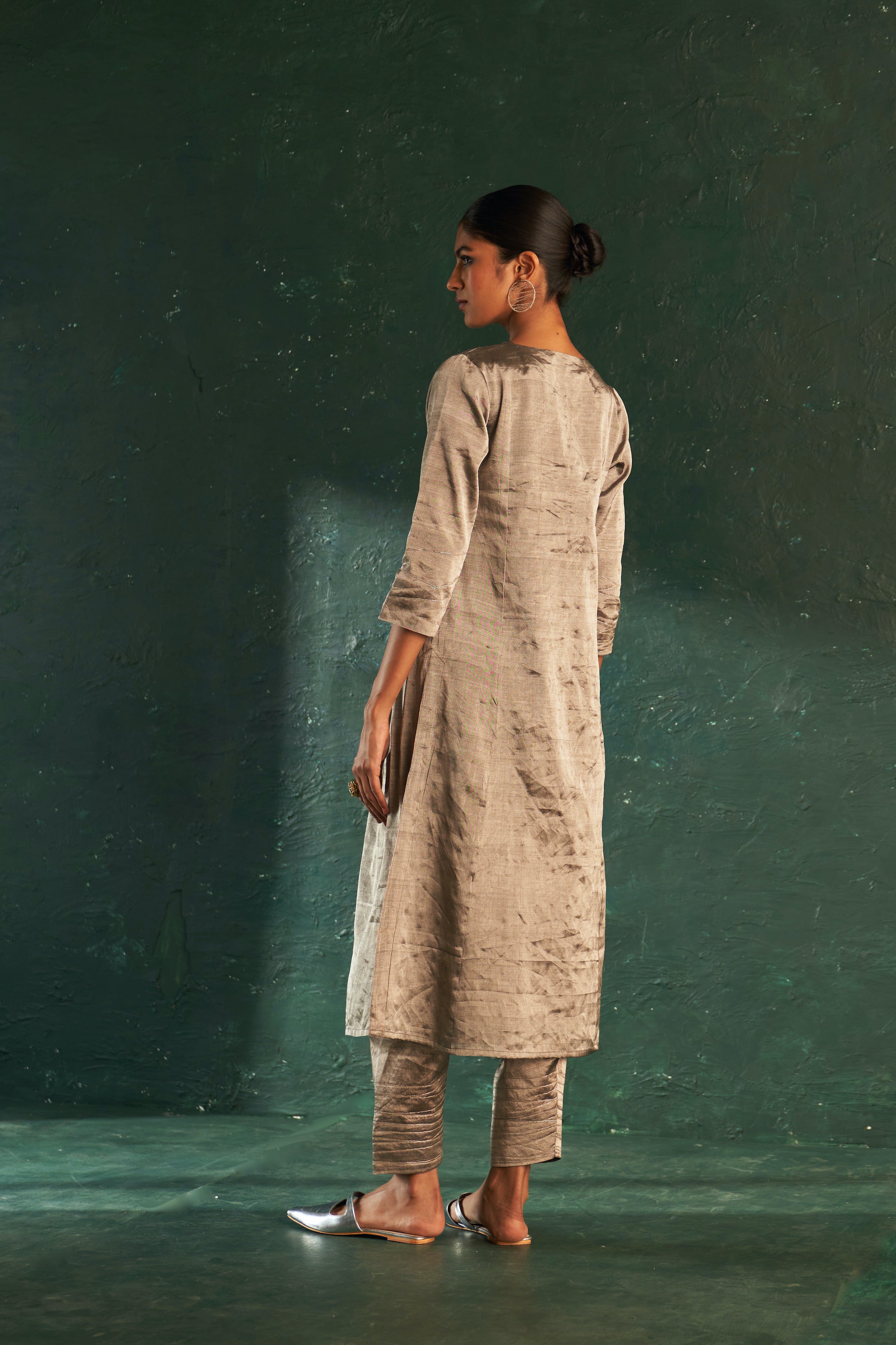 CY Charkhee Silver Tissue Kurta Back 2