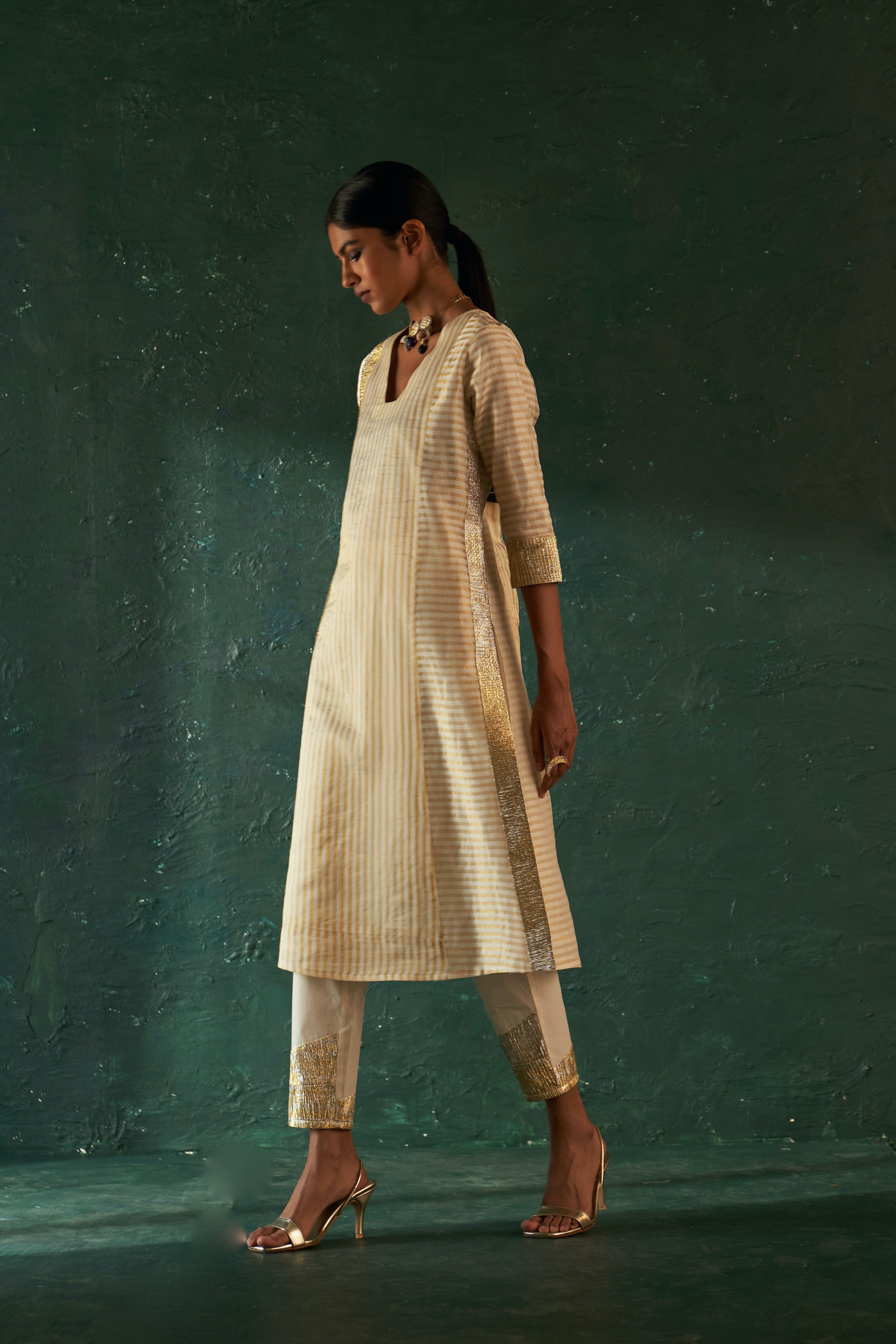 CY Charkhee Ivory Stripe Kurta Front 2