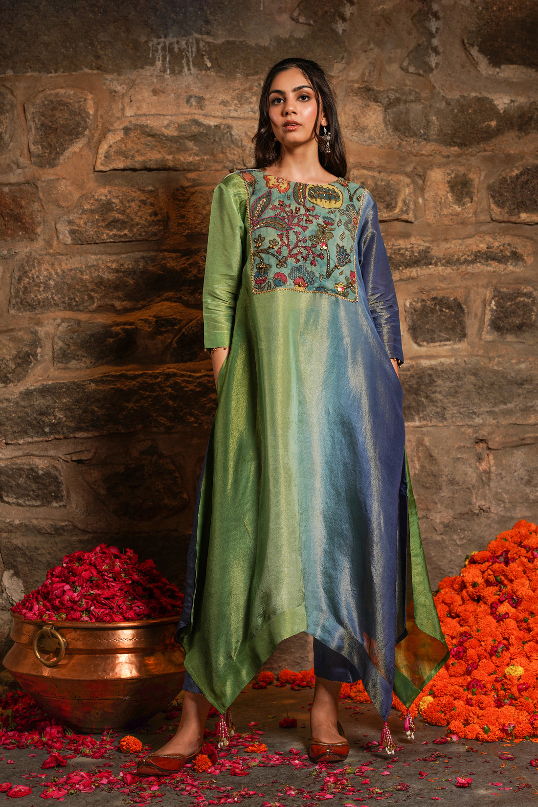 Zoha-Enchanted Green And Blue Ombre Kurti Set