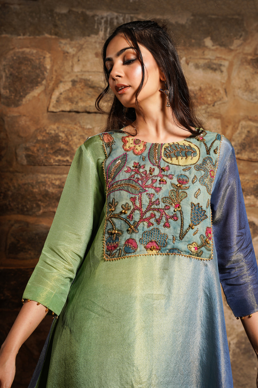 Zoha-Enchanted Green And Blue Ombre Kurti Set