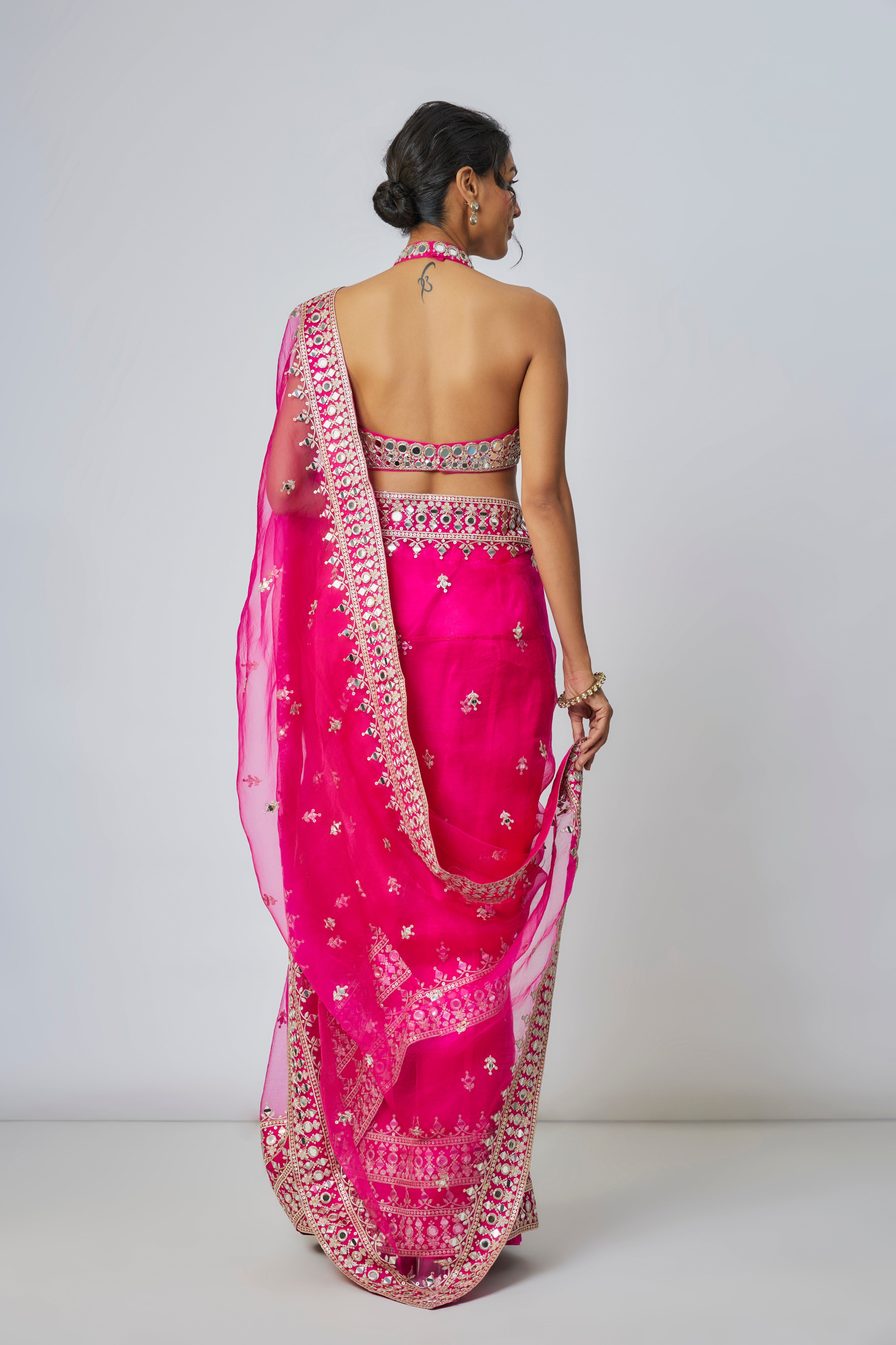 CY Gopi Vaid Abhinaya Rain Pink Saree Set Back 1