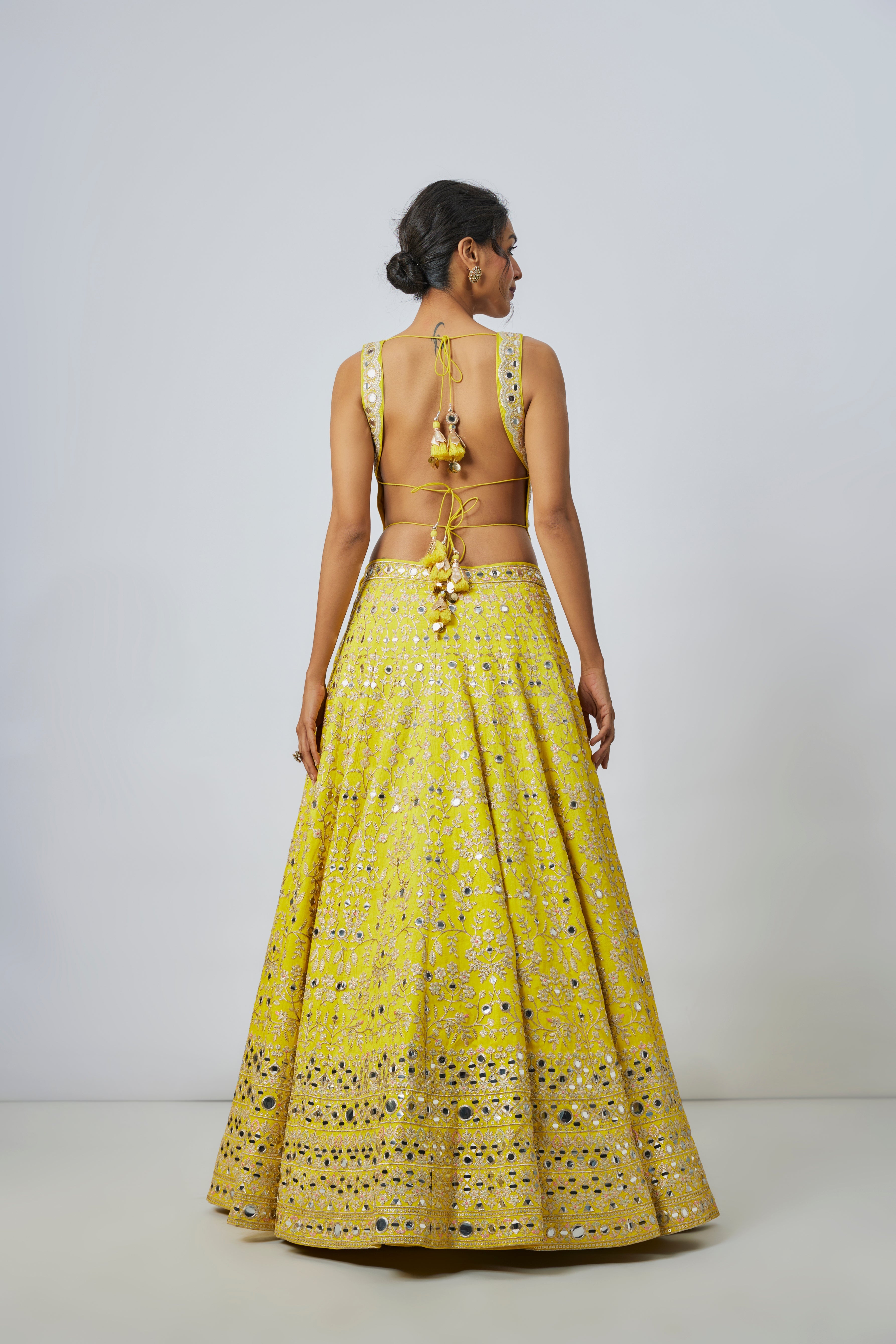 CY Gopi Vaid Tisya Lehenga Set Back 1