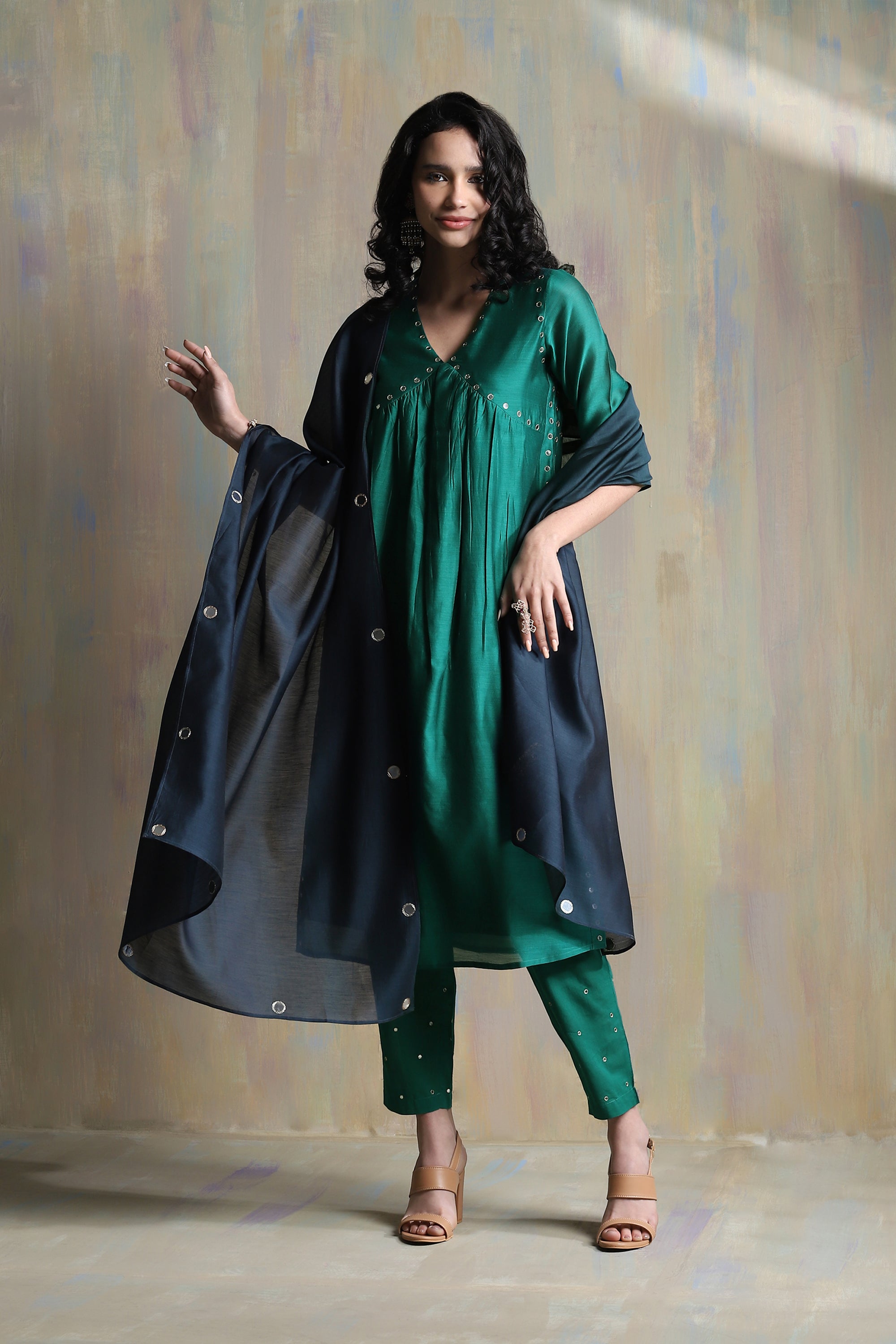 CY Charkhee Emerald Green High Slit Kurta Front 3