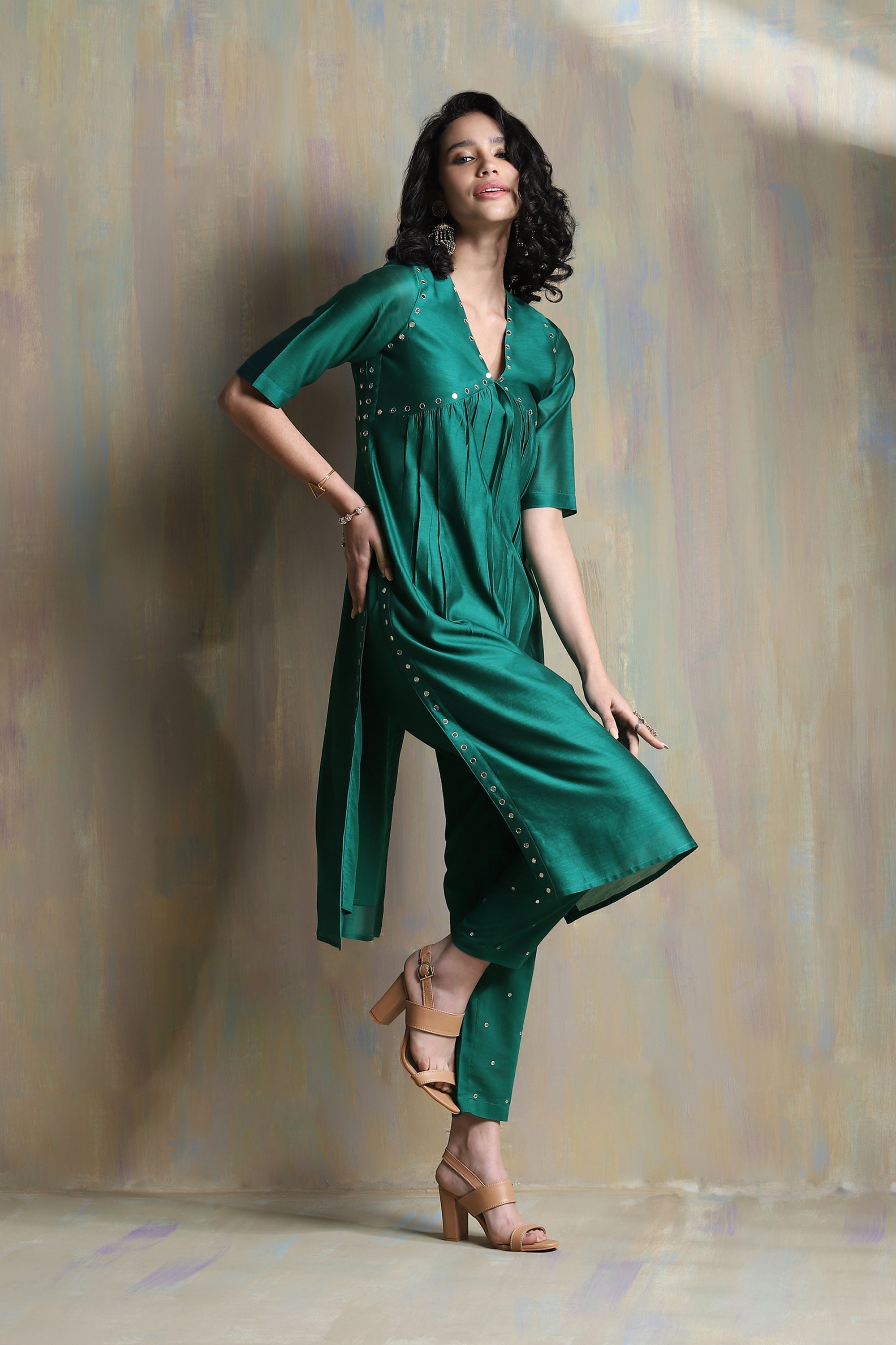 CY Charkhee Emerald Green High Slit Kurta Side 1