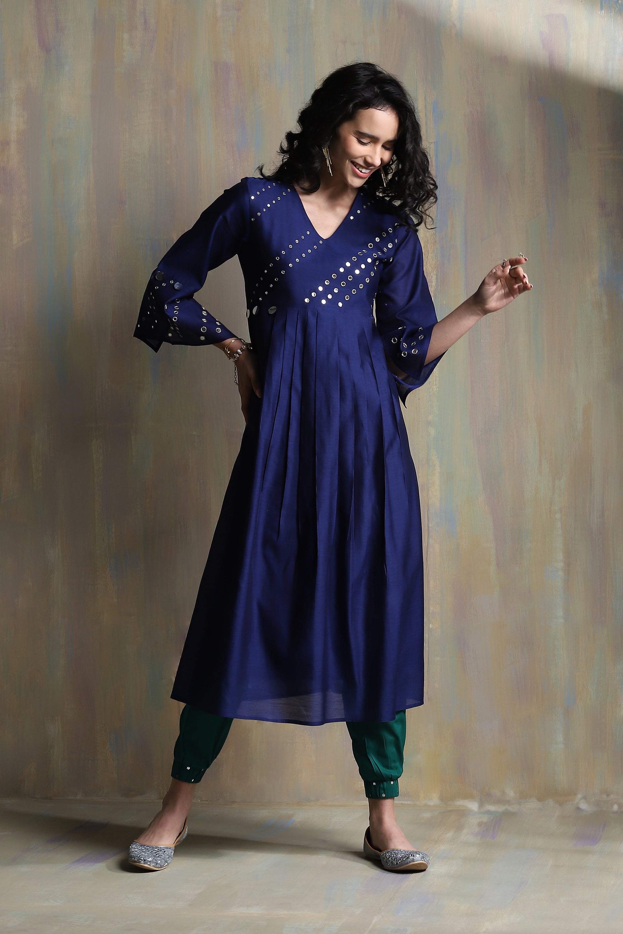 CY Charkhee Sapphire Blue Chanderi Kurta Set With Jogger Front 1