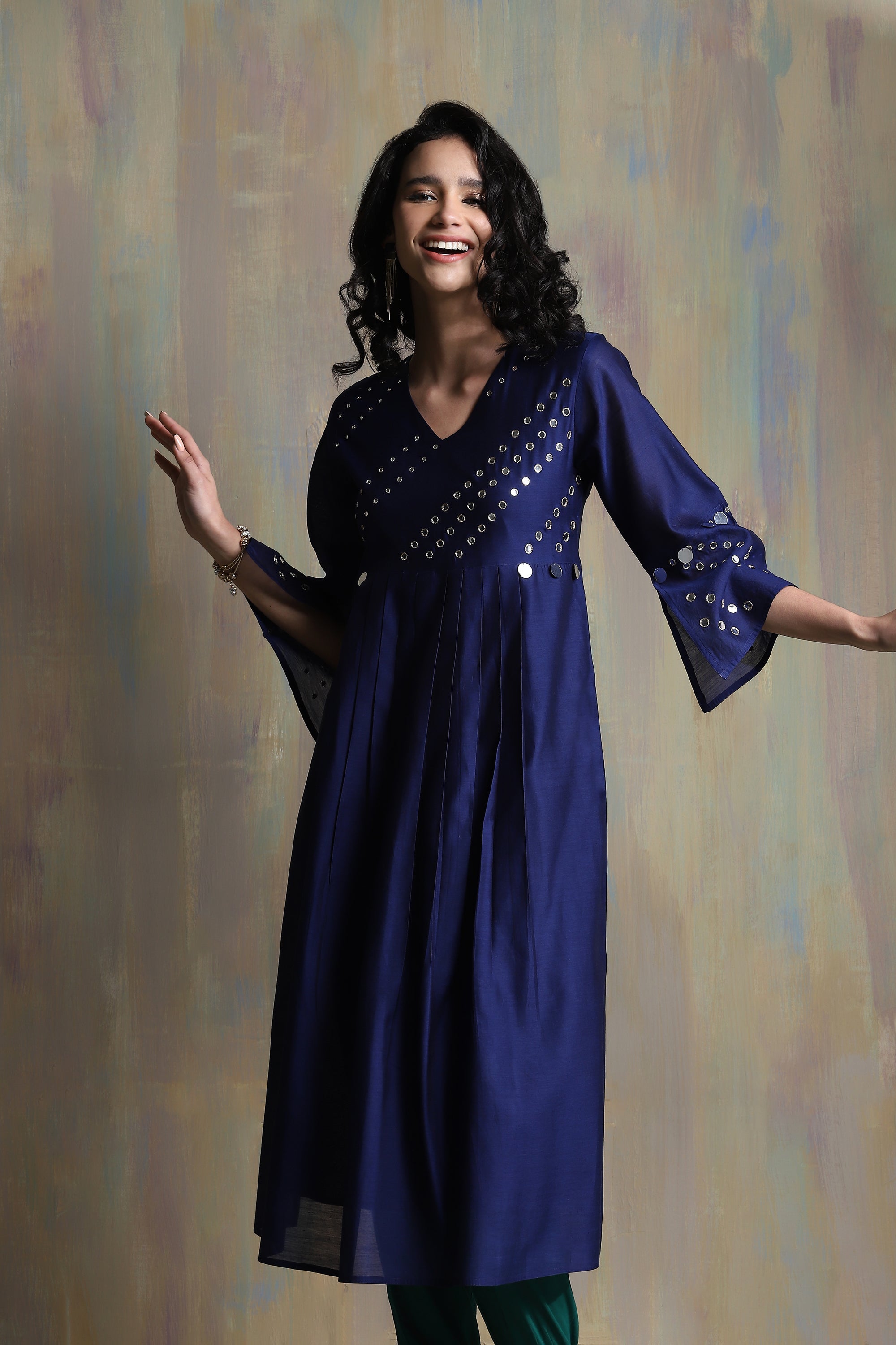 CY Charkhee Sapphire Blue Chanderi Kurta Set With Jogger Front 2