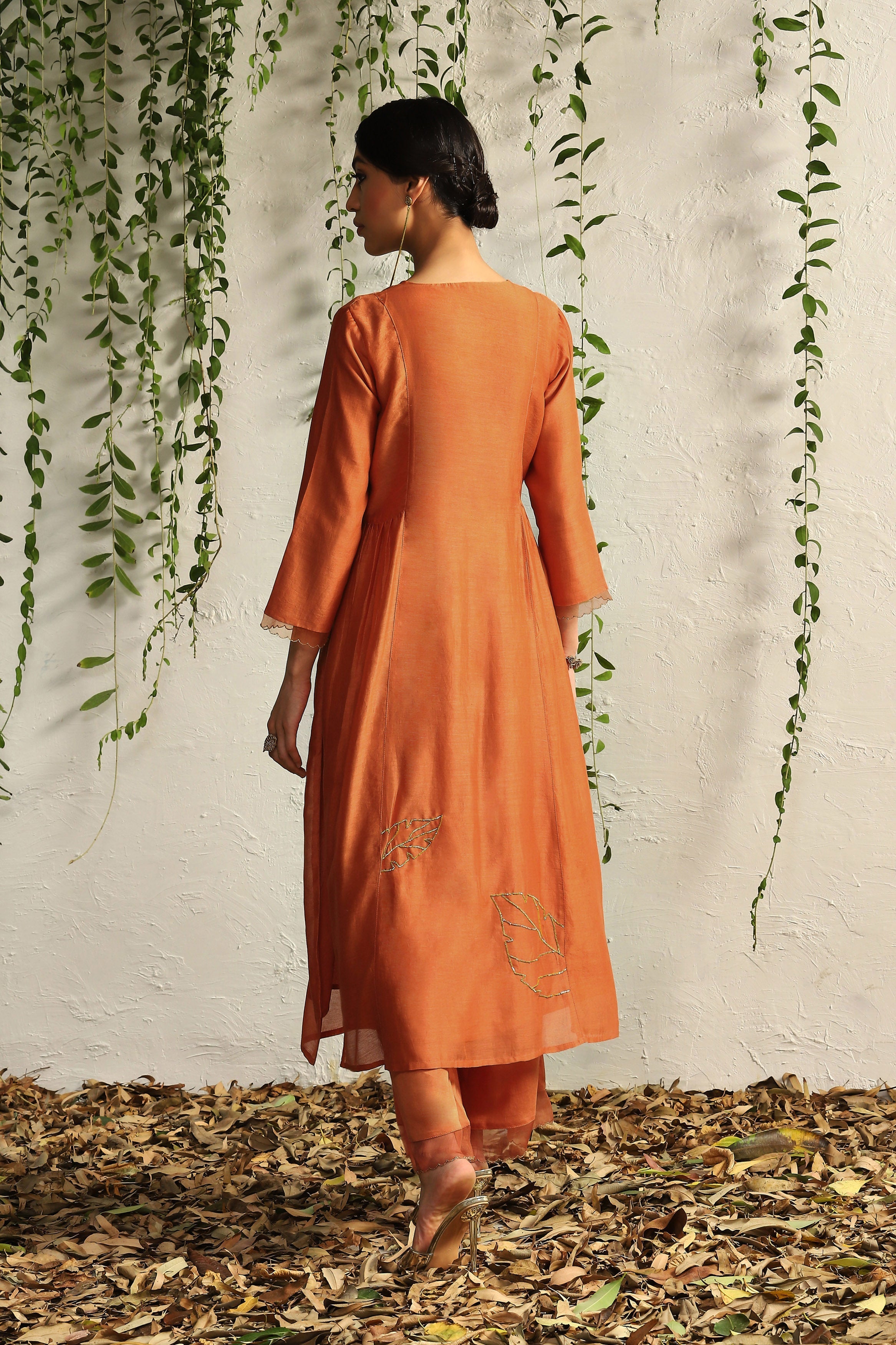 CY Charkhee Spice Orange Side Gathered Kurta Back 1