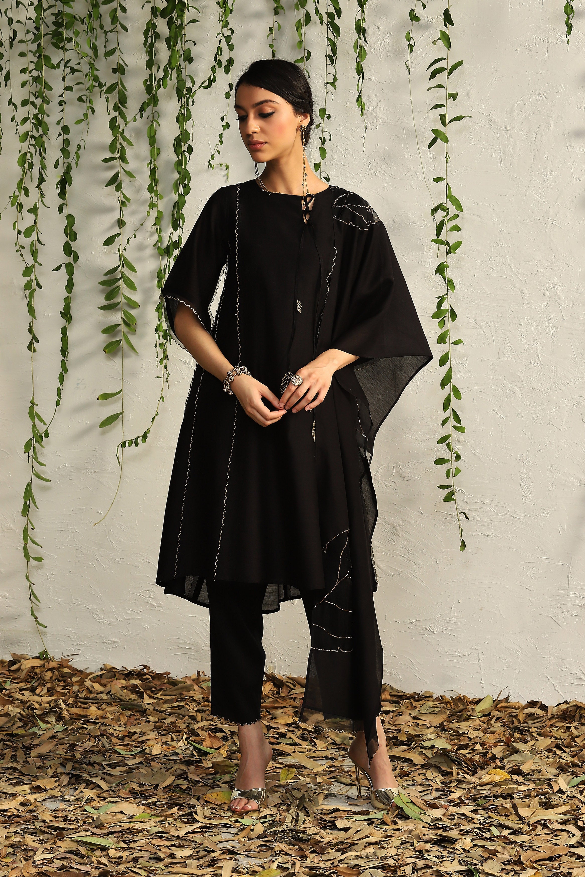 CY Charkhee Black Chanderi Tie-Up Kurta Front 1