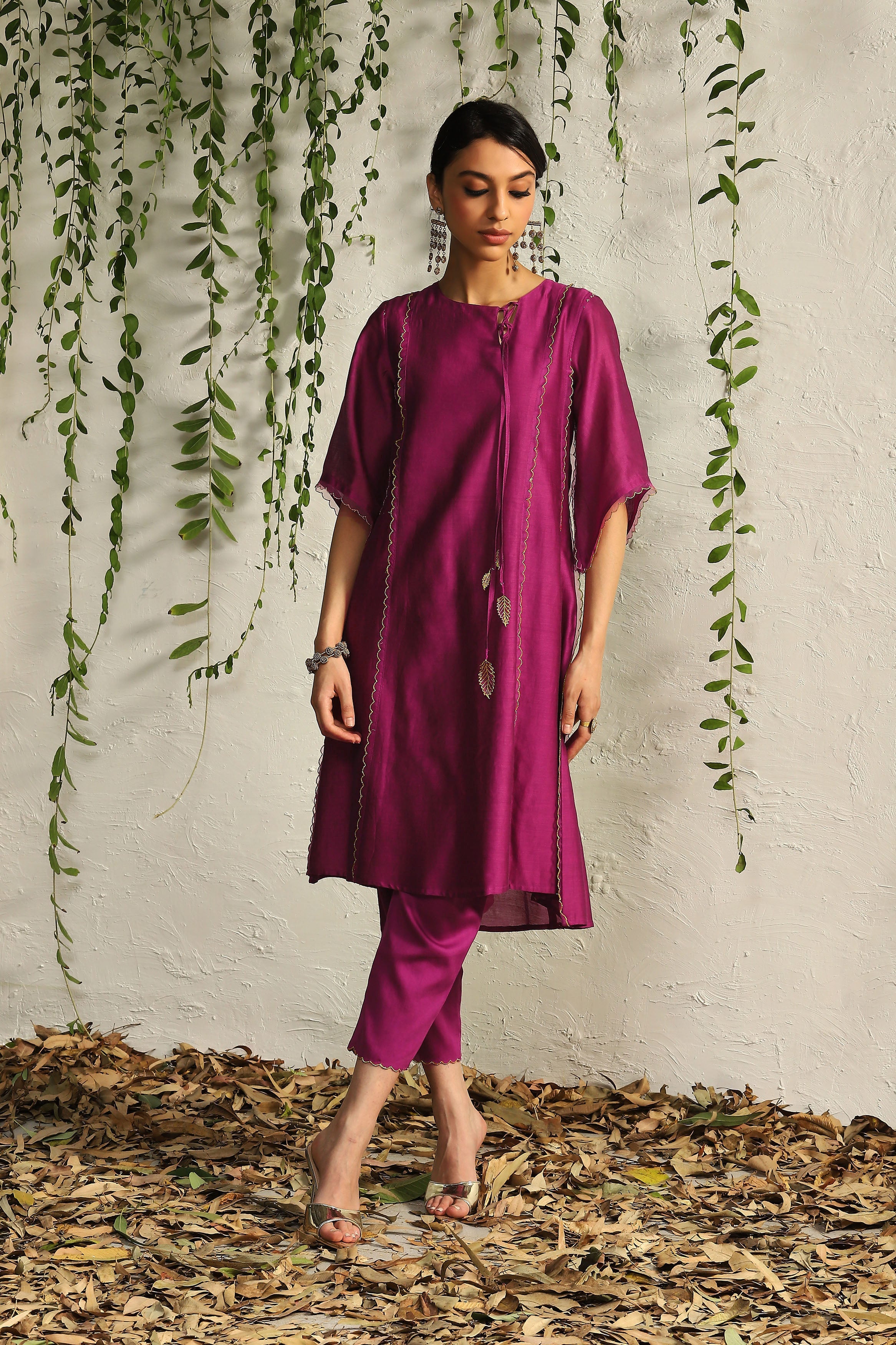 CY Charkhee Pop Pink Chanderi Tie-Up Kurta Front 2