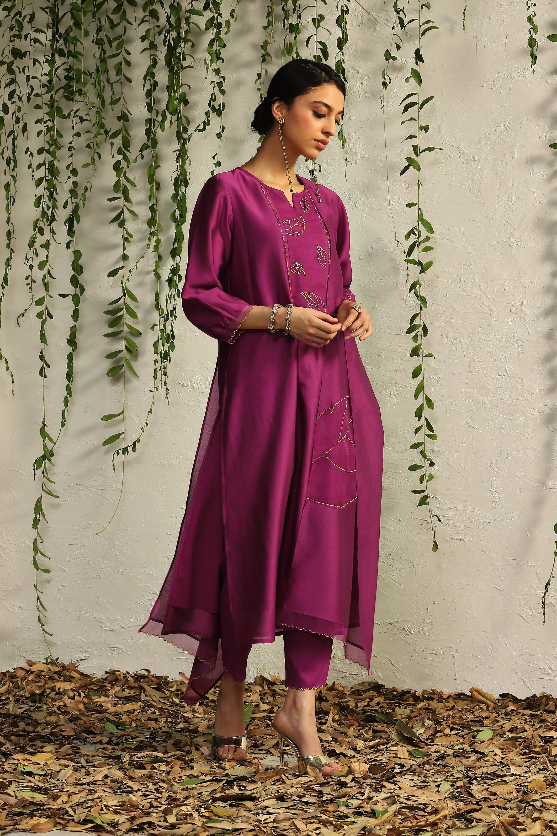 CY Charkhee Pop Pink Chanderi Flowy Kurta Side 2