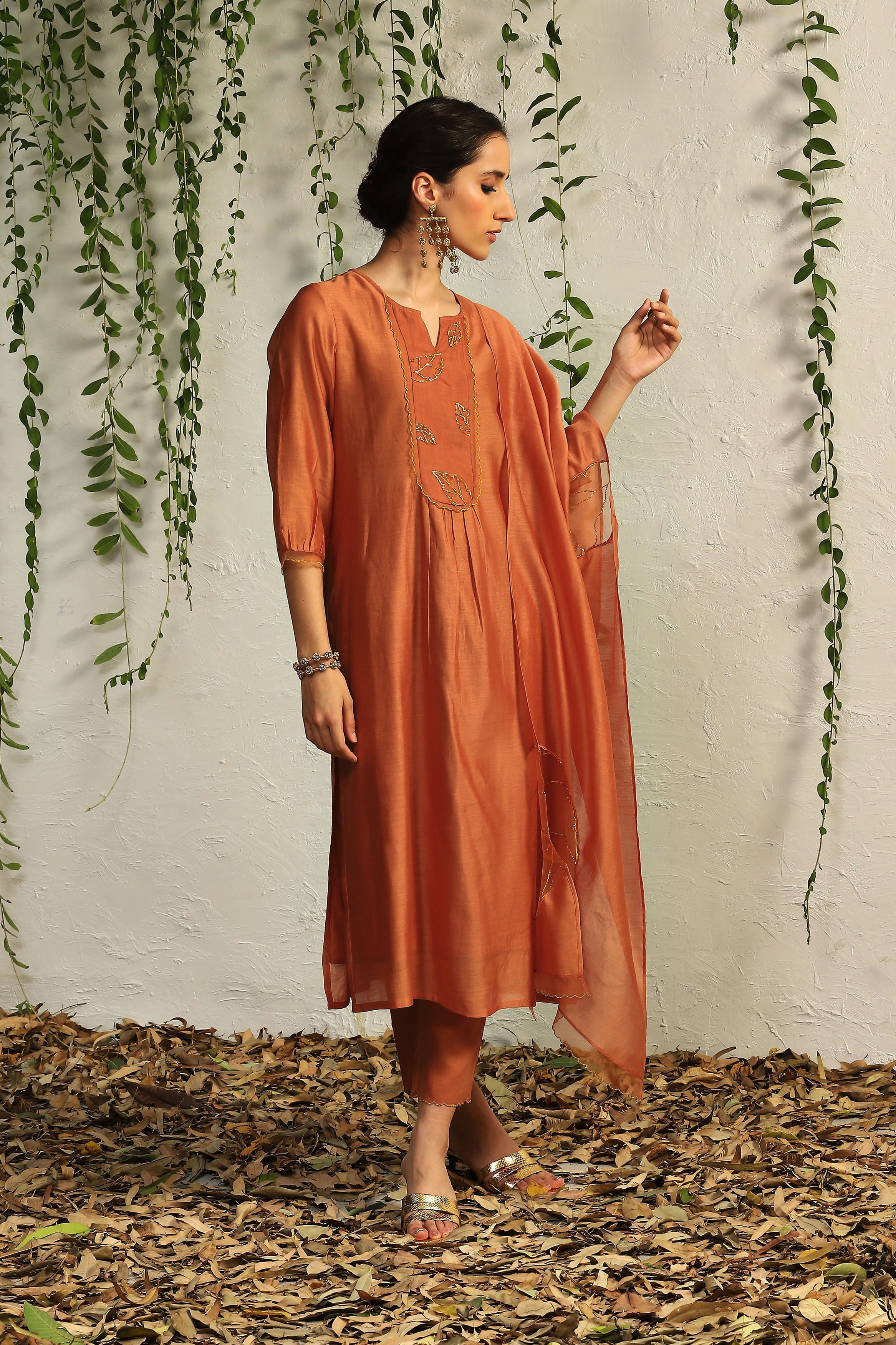 CY Charkhee Spice Orange Chanderi Flowy Kurta Side 2