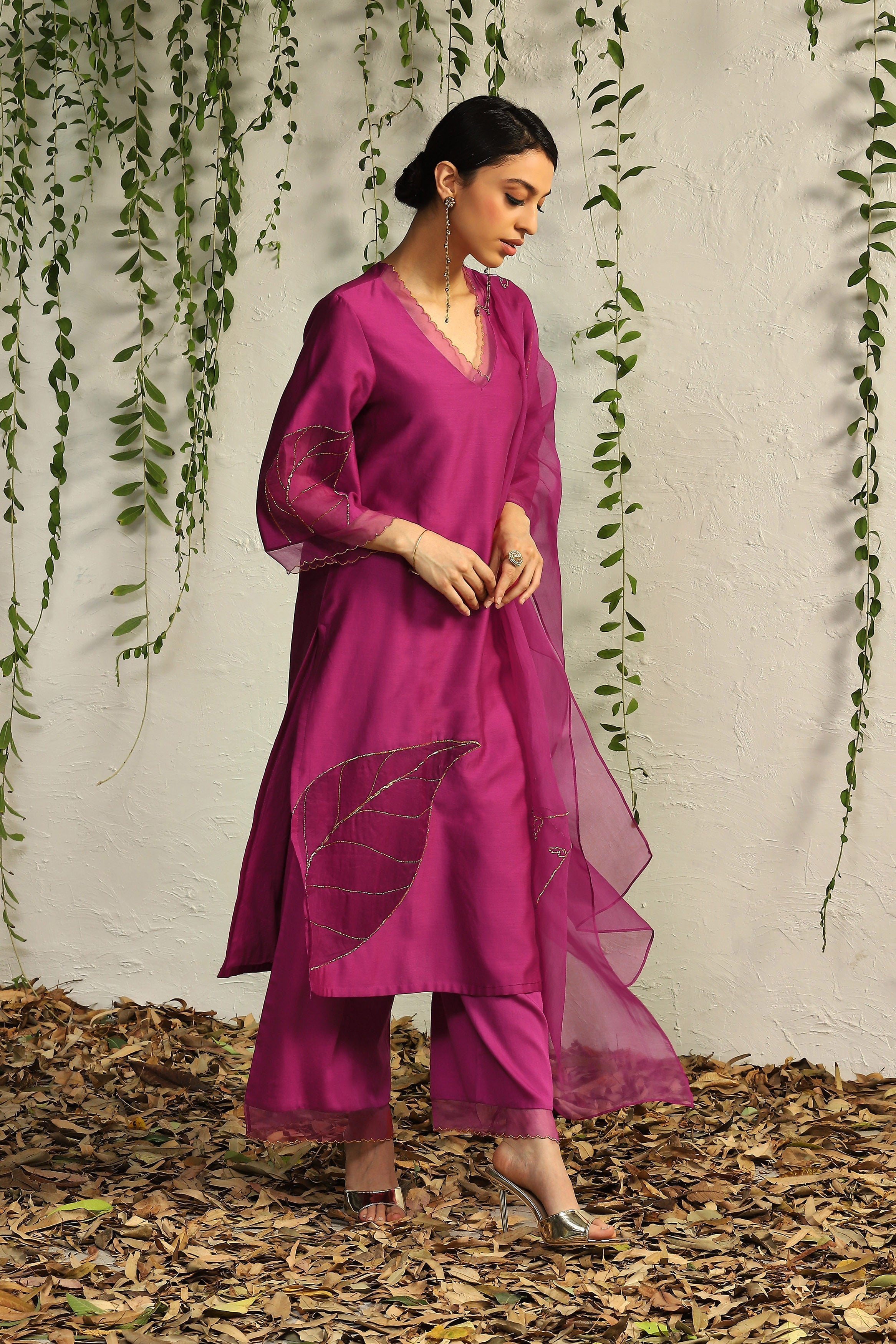 CY Charkhee Pop Pink Chanderi Straight Kurta Side 2