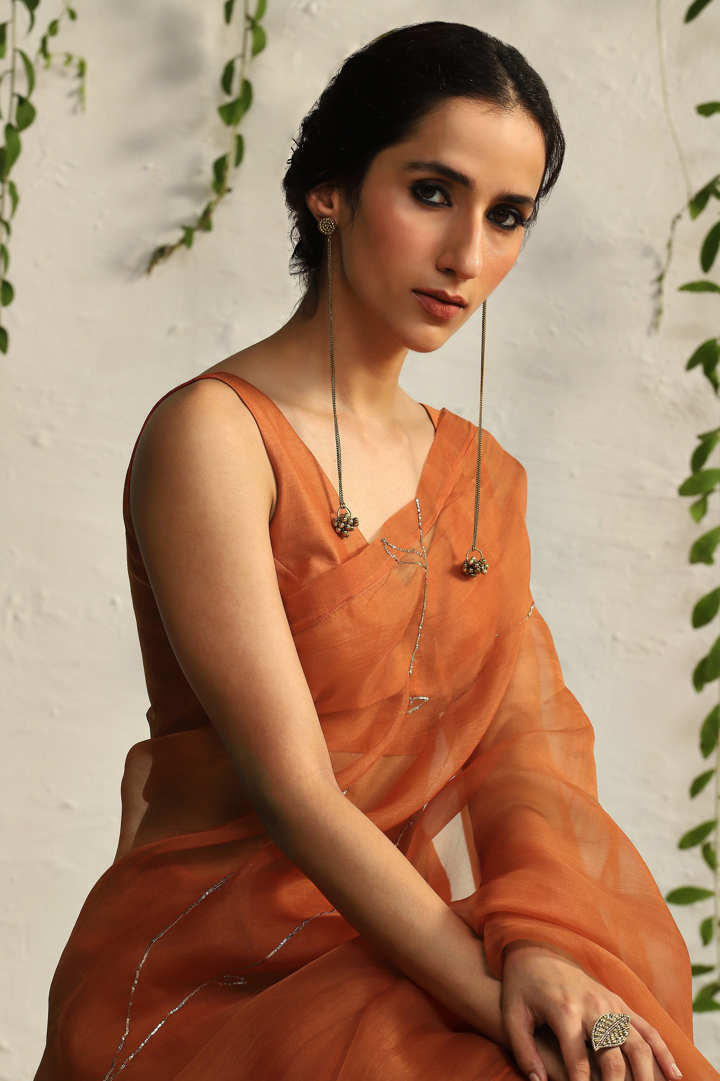 CY Charkhee Spice Orange Organza Nakshi Saree Closeup 1