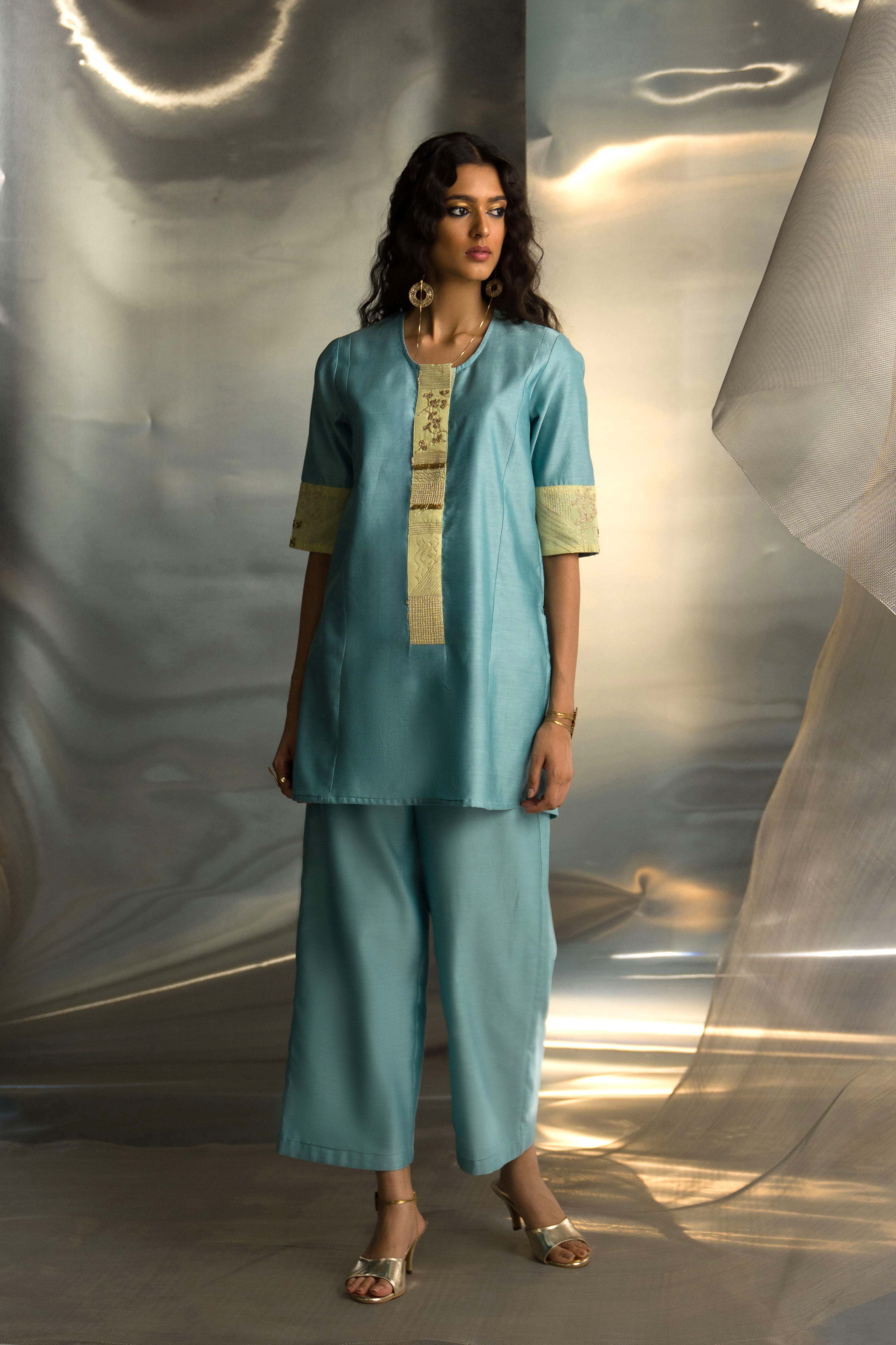 CY Charkhee Powder Blue Short Kurta Co-ord Set Front 1