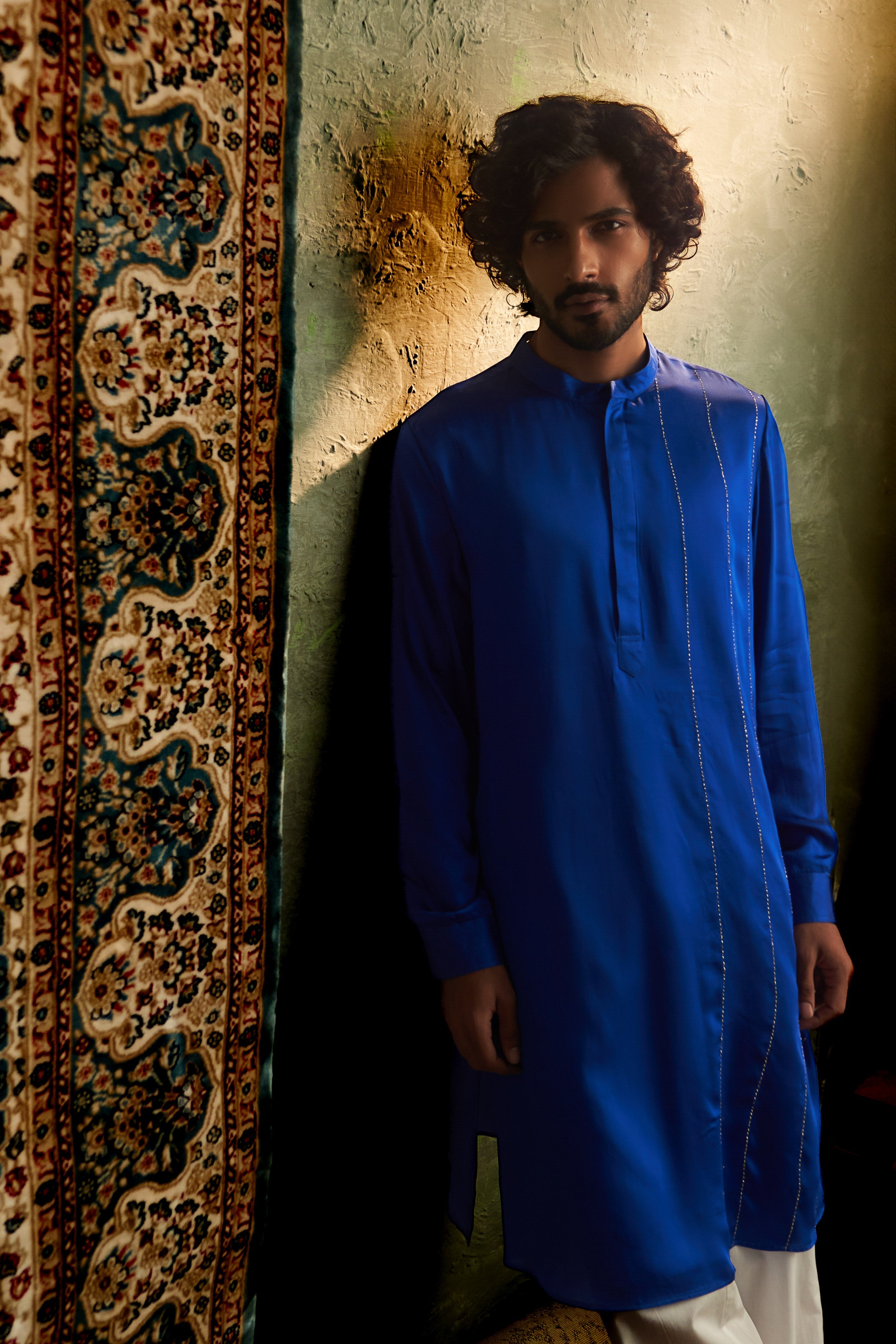 CY Charkhee Blue Embroidered Kurta Set Closeup 1