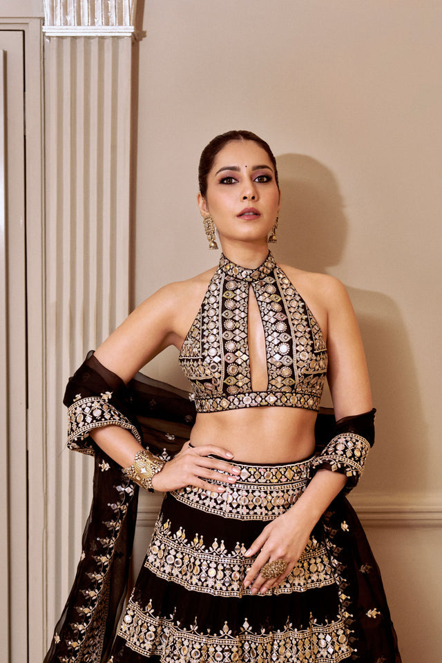 Raashi Khanna in Farheen Lehenga Set