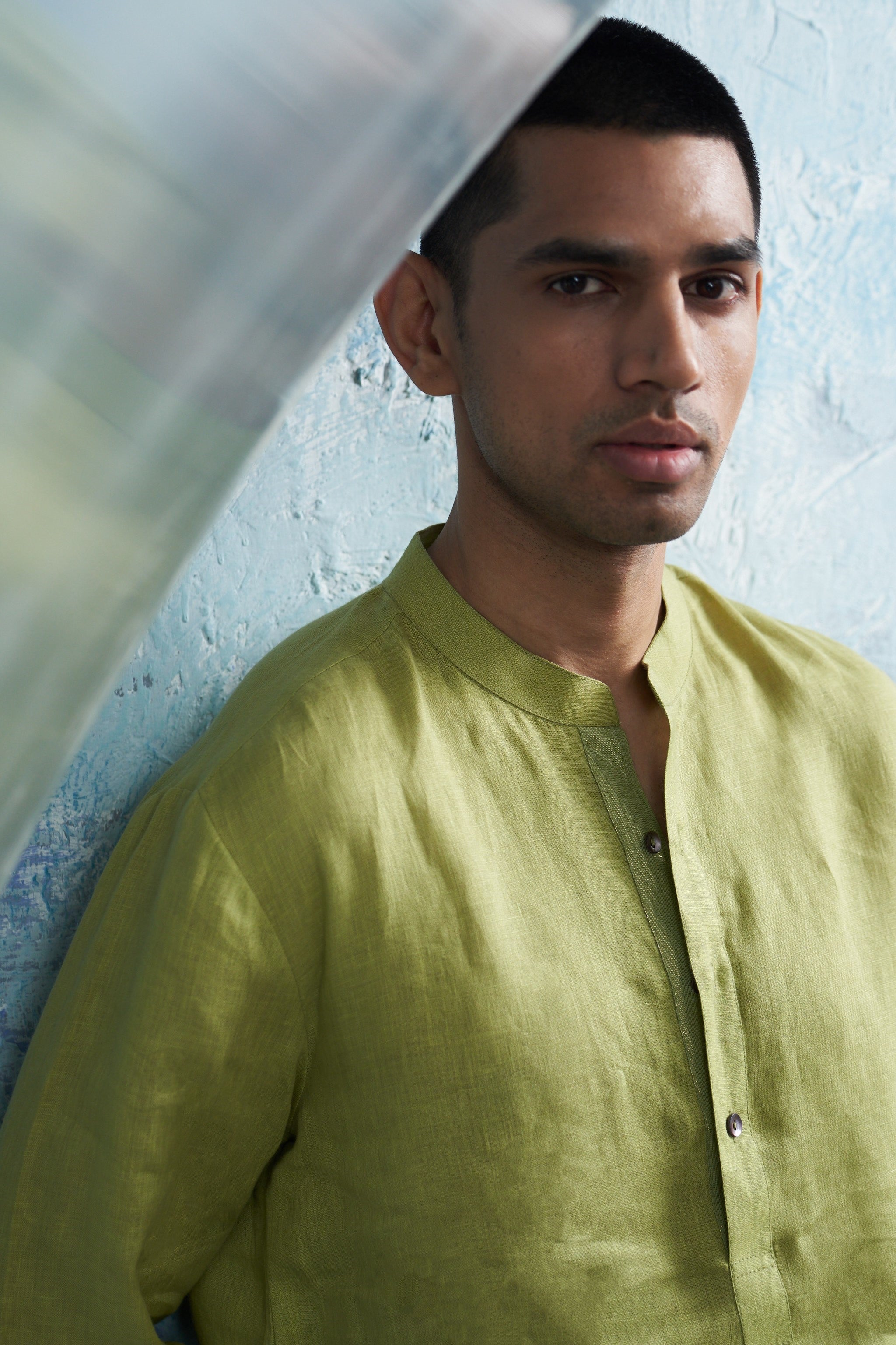 CY Charkhee Aura Sheen Green Straight Kurta Closeup 1