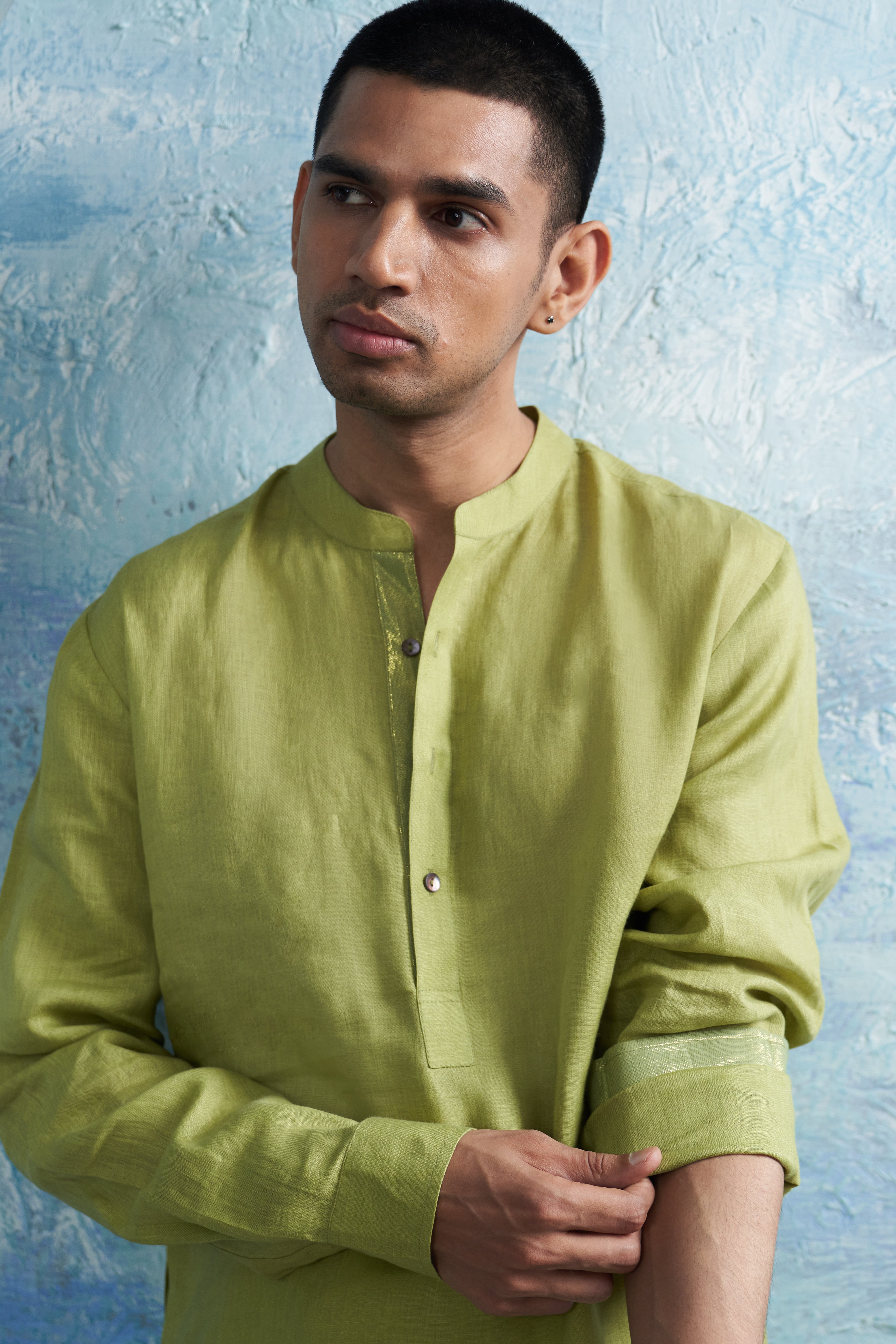 CY Charkhee Aura Sheen Green Straight Kurta Closeup 2