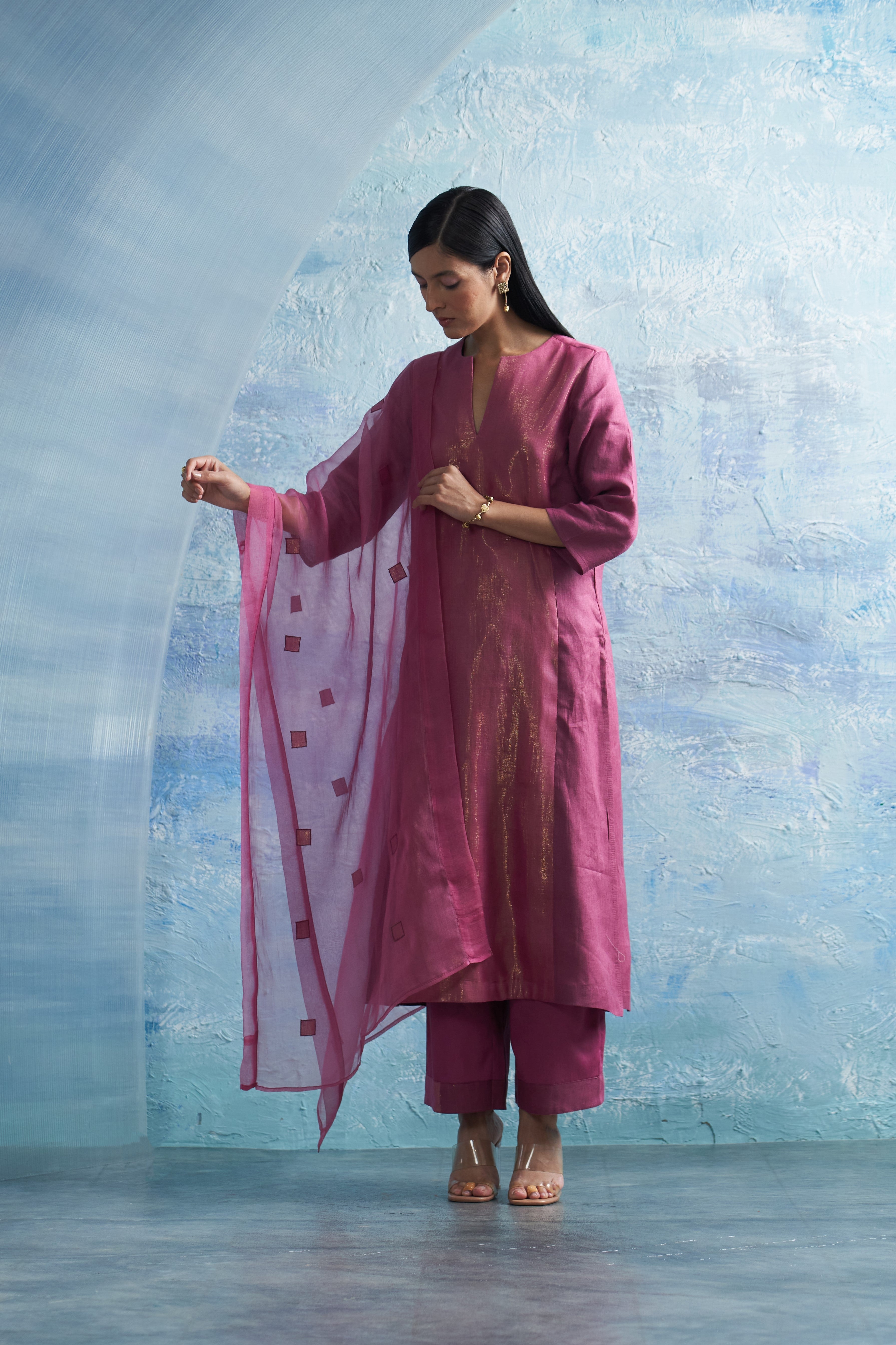 CY Charkhee Aura Grape Pink Kurta Front 1