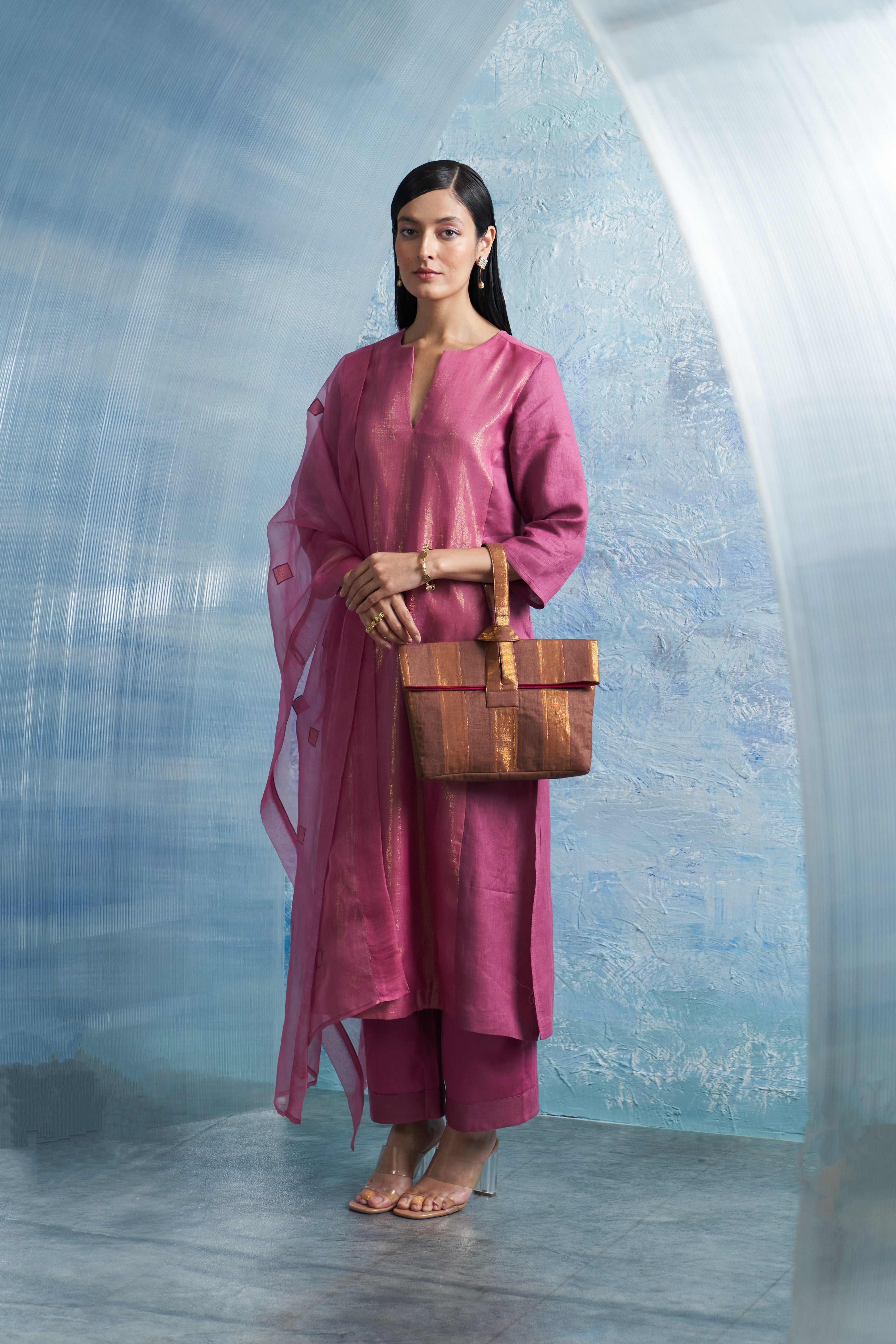 CY Charkhee Aura Grape Pink Kurta Side 1