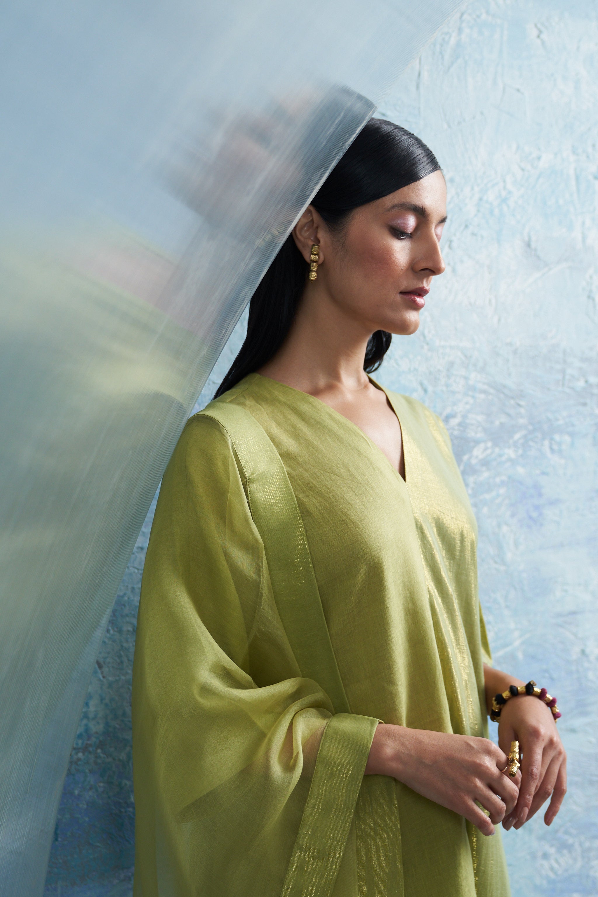 CY Charkhee Aura Sheen Green Kurta Closeup 1