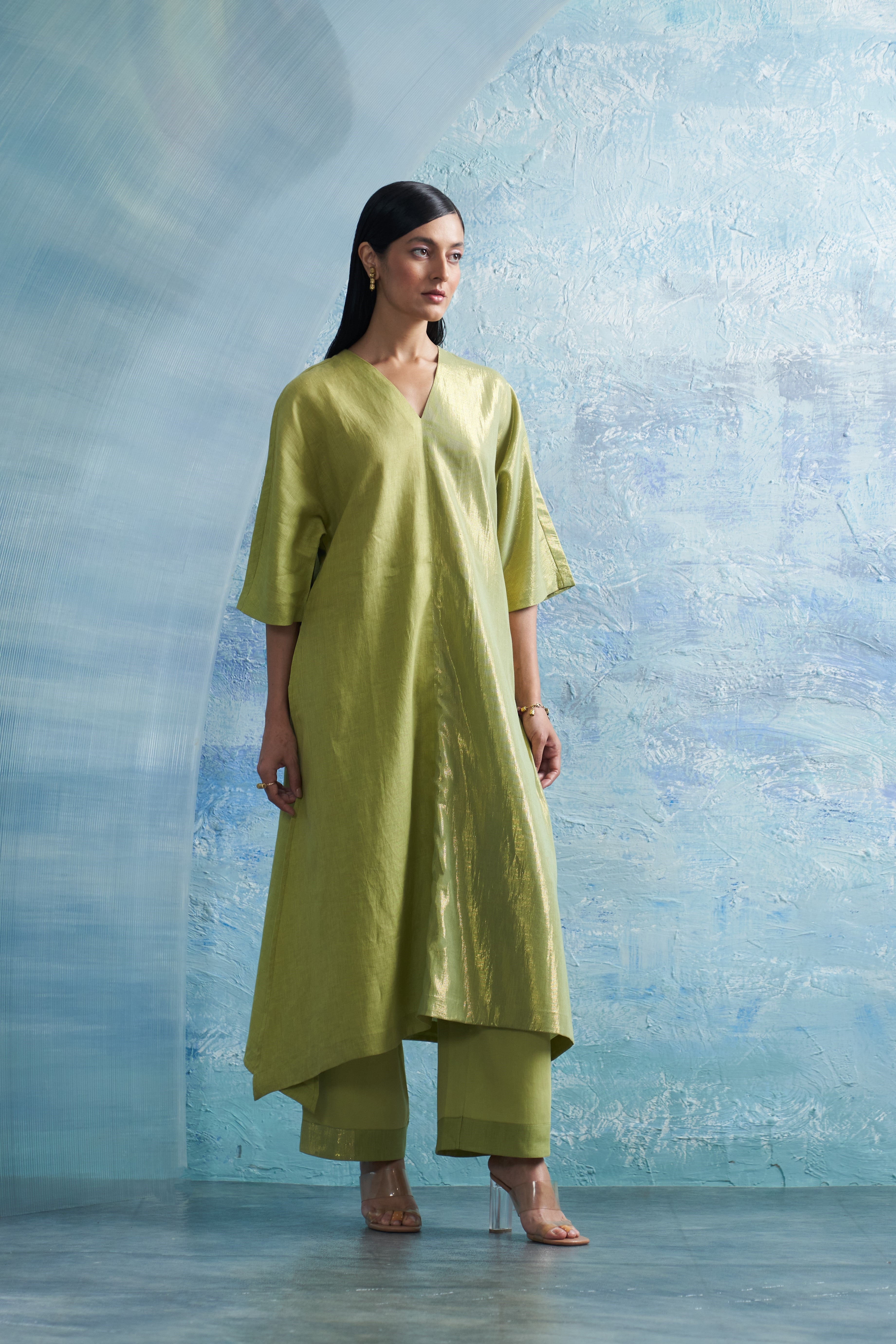 CY Charkhee Aura Sheen Green Kurta Front 2