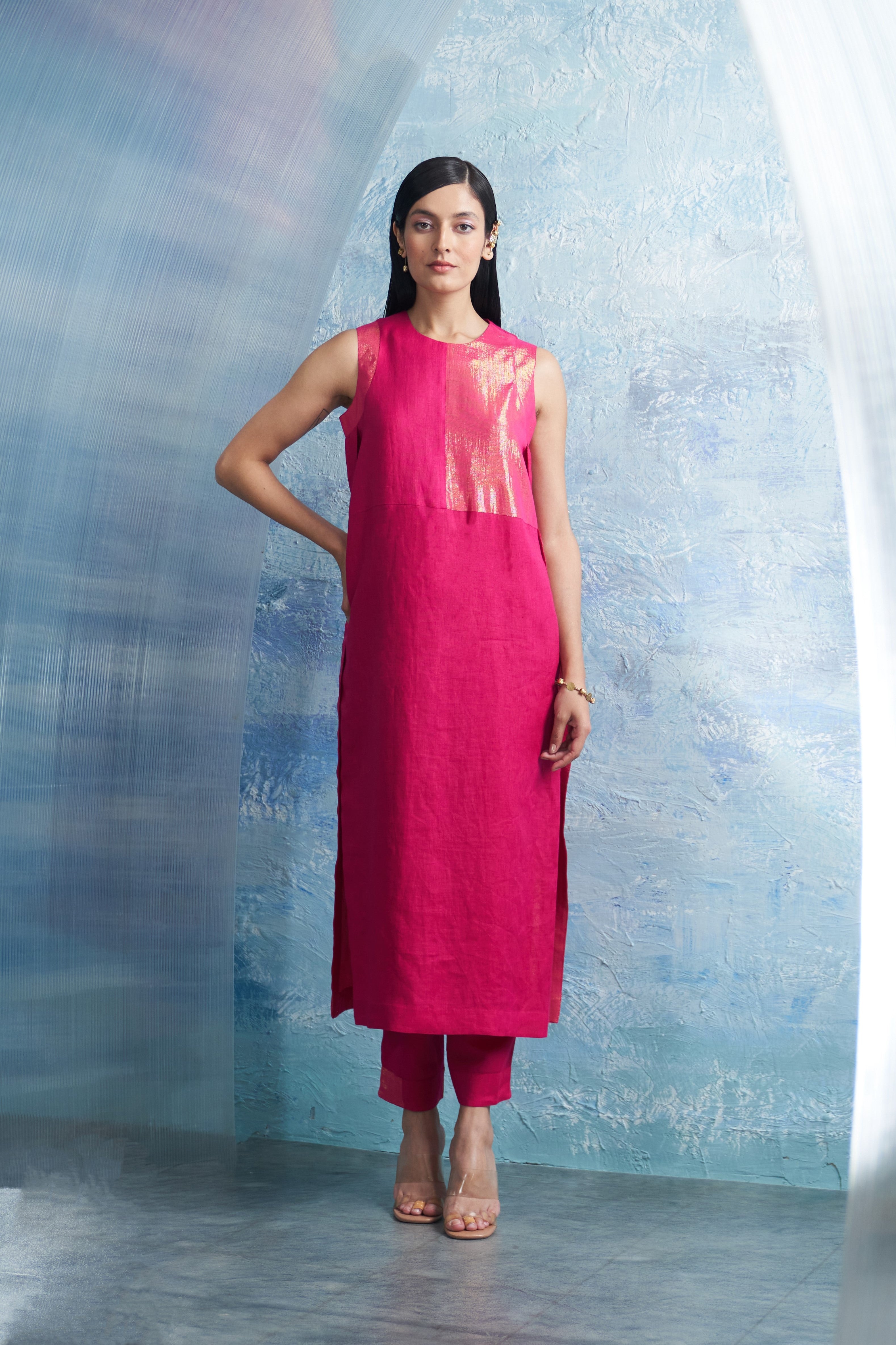 CY Charkhee Aura Fuchsia Pink Sleeveless Kurta Front 2