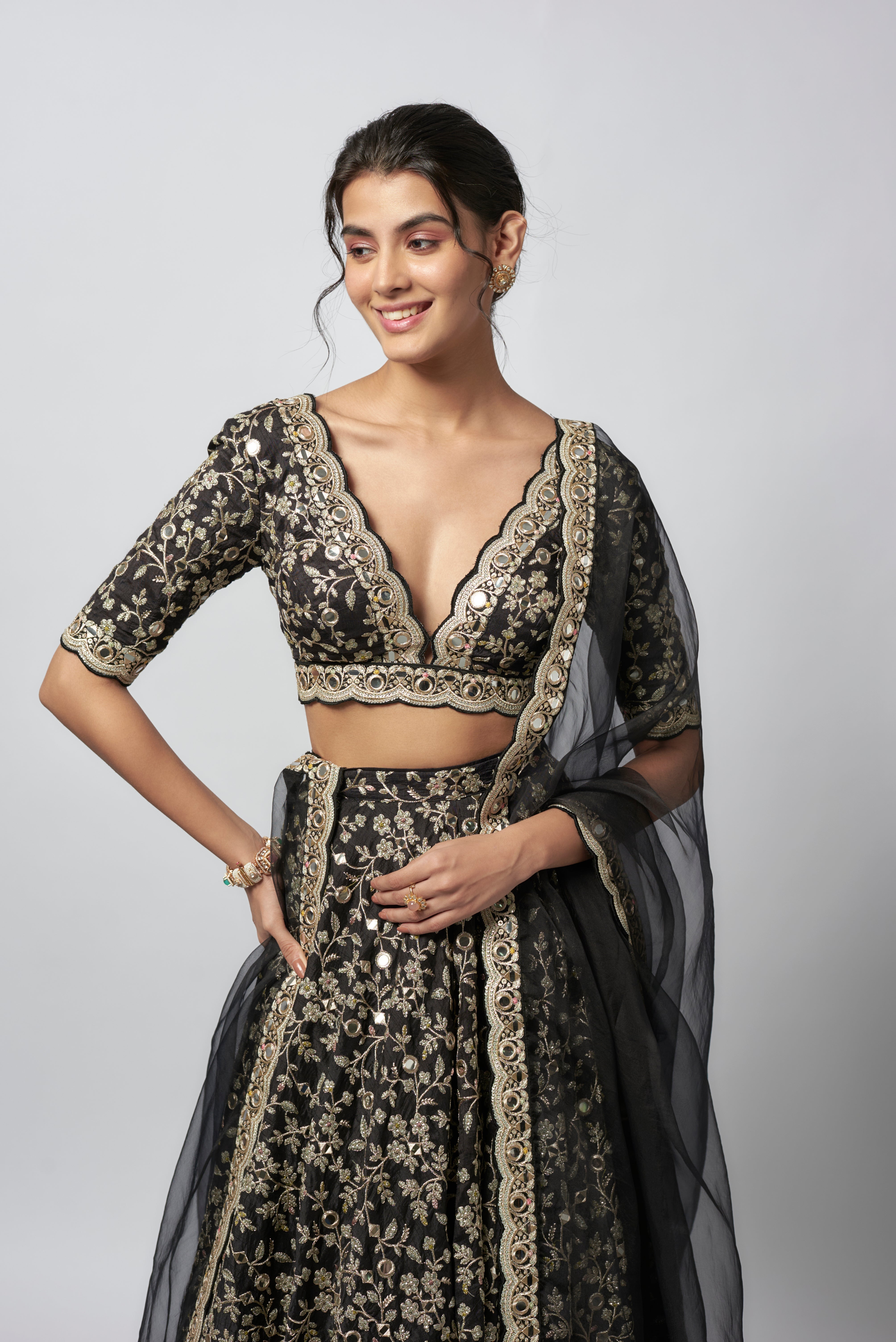 CY Gopi Vaid Eesha Lehenga Set Closeup 1