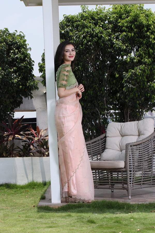 Label G3 By Gayathri Reddy - Peach Scallop Detailed Saree with Bow Detailed Blouse