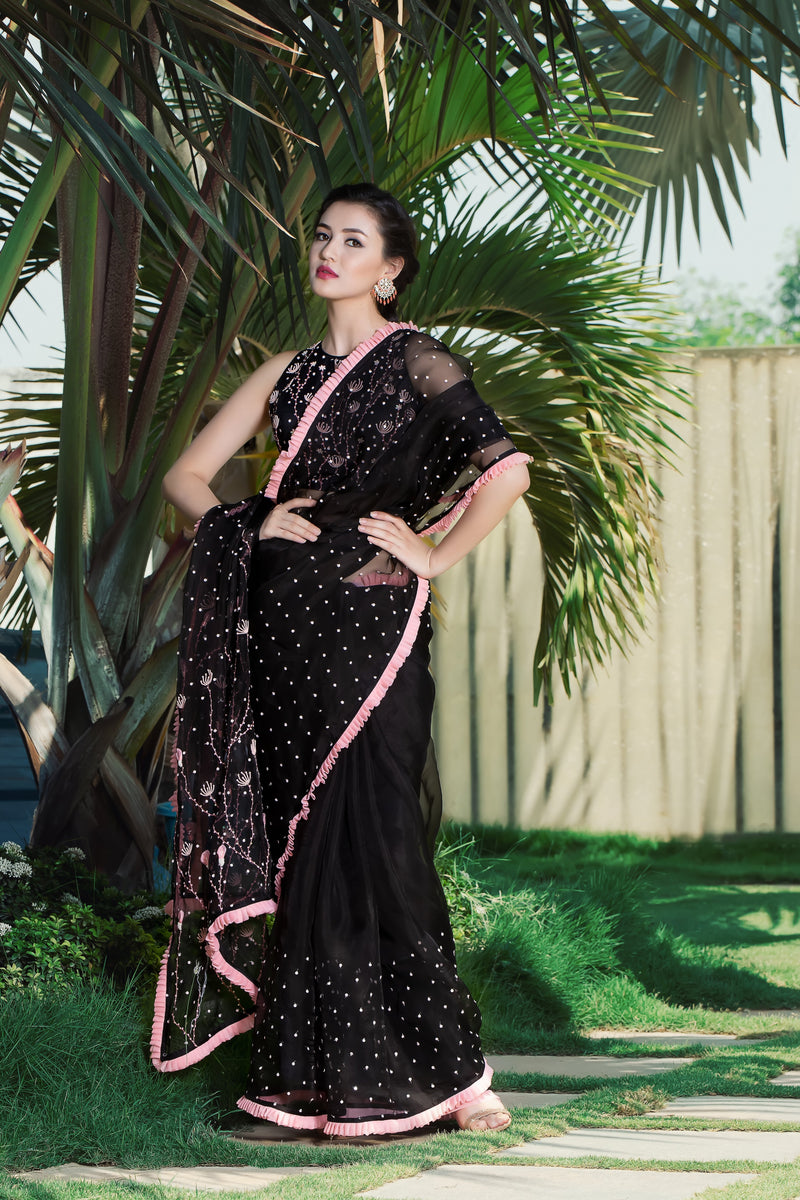 Wedding Black Embellished Bollywood Lycra Blend Saree at Rs 599/piece in  Surat